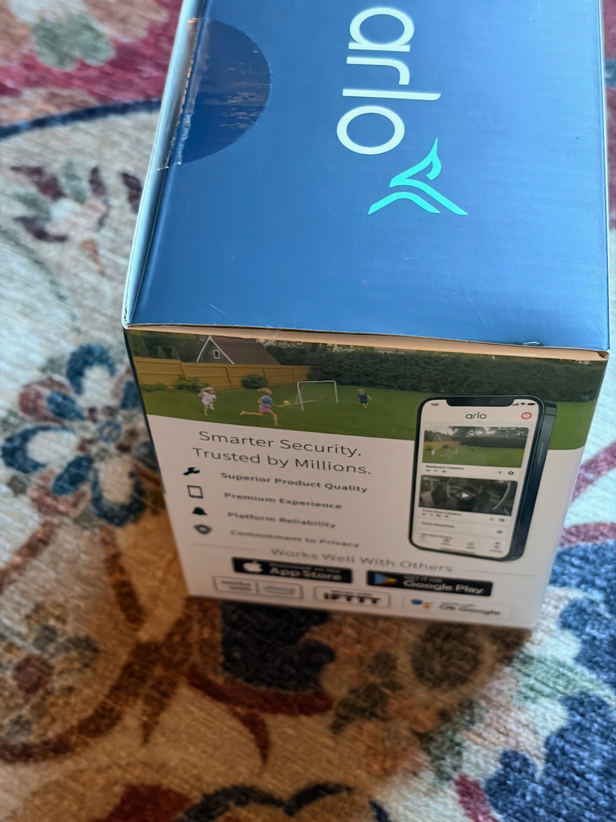 Arlo Pro 4 Wire Spotlight Security Camera – VMC4250P100NAS – White