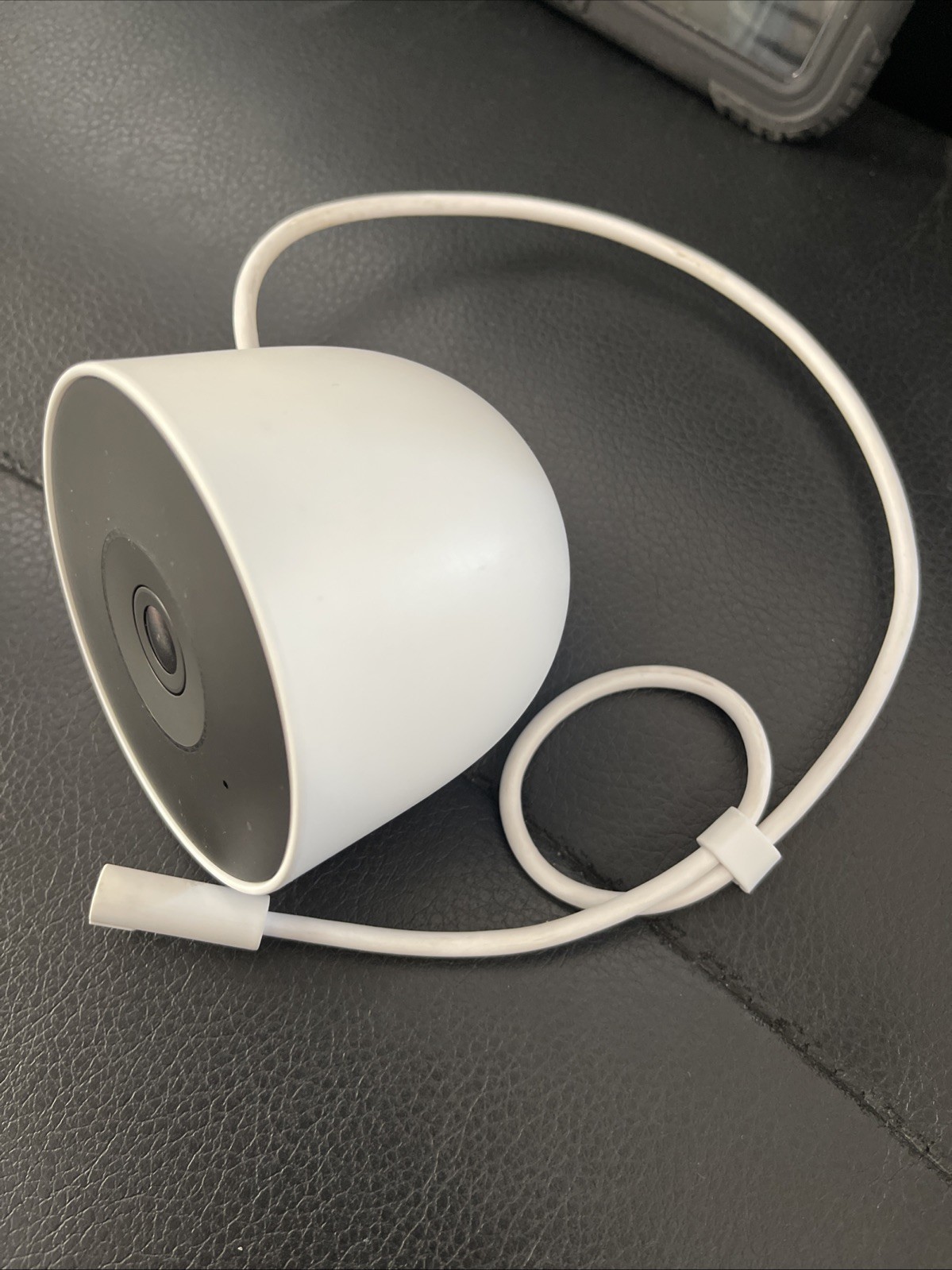 Google Nest Cam Wired 2nd Gen. No Power Cord No Magic Base