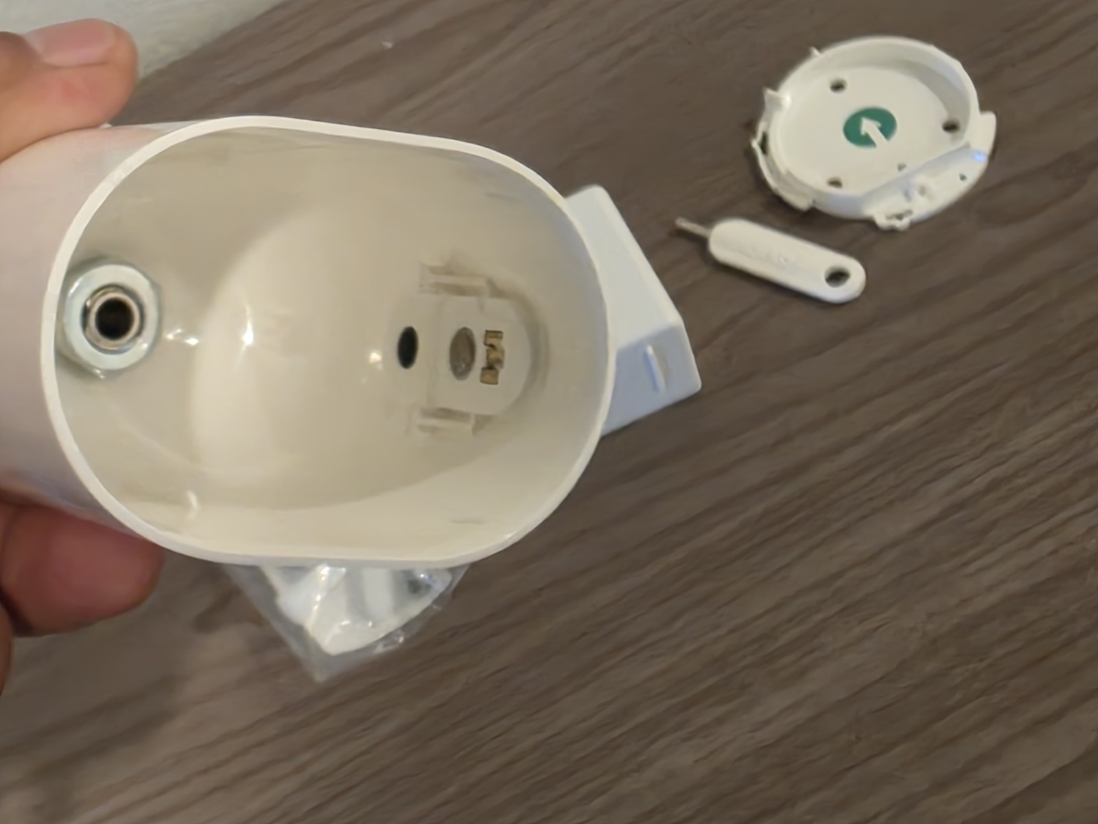 Arlo Ultra 2 UHD 4K Wire-Free Add-on Security Camera W/Mount + Battery – WHITE