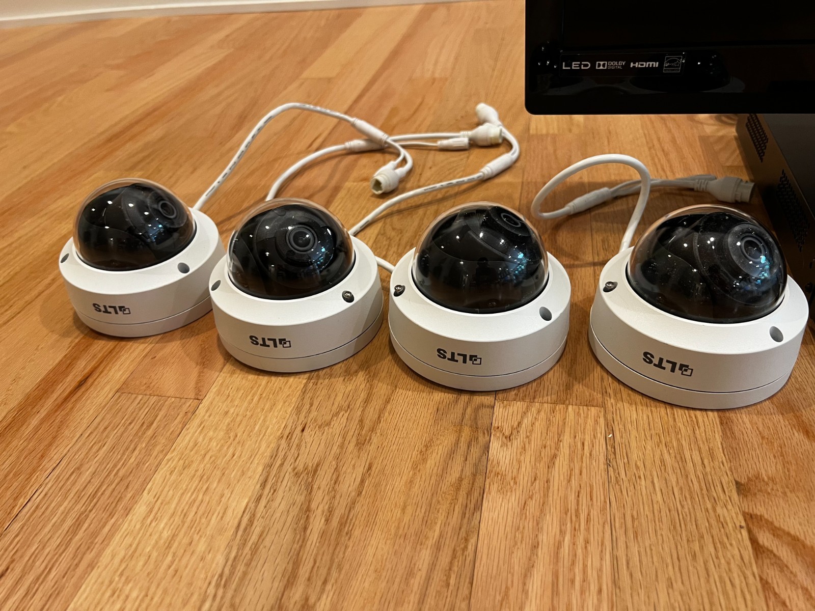 LTS Professional Security System – 8CH PoE NVR, 4 Dome Cameras & Monitor