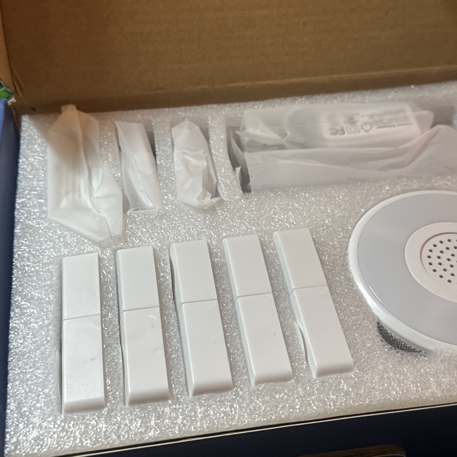 Comprehensive WiFi Security System – 8 Sensors, Smartphone Alerts & Expansion