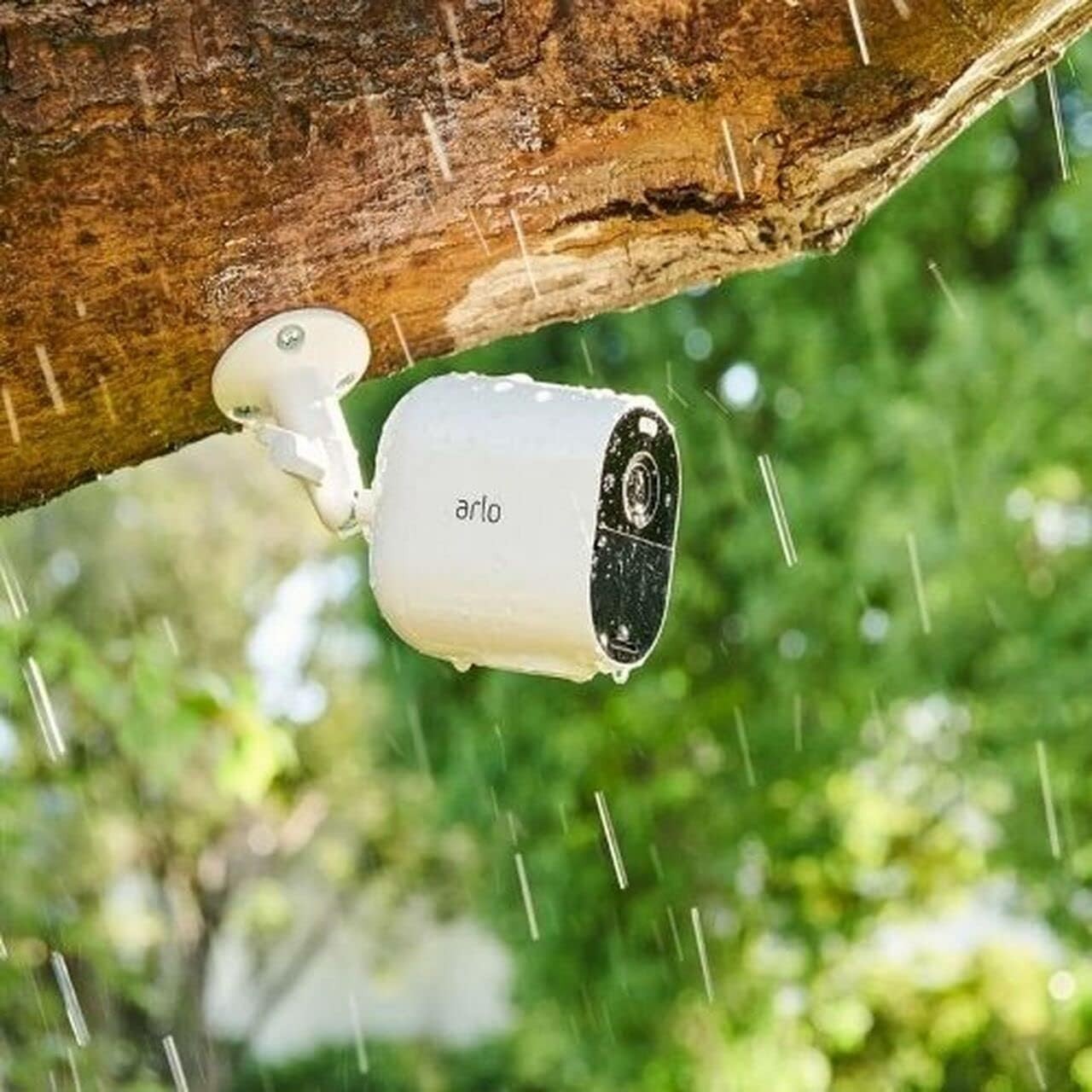 Arlo VMC2430-100NAR Essential 4 Spotlight Security Cameras – 4 Pack