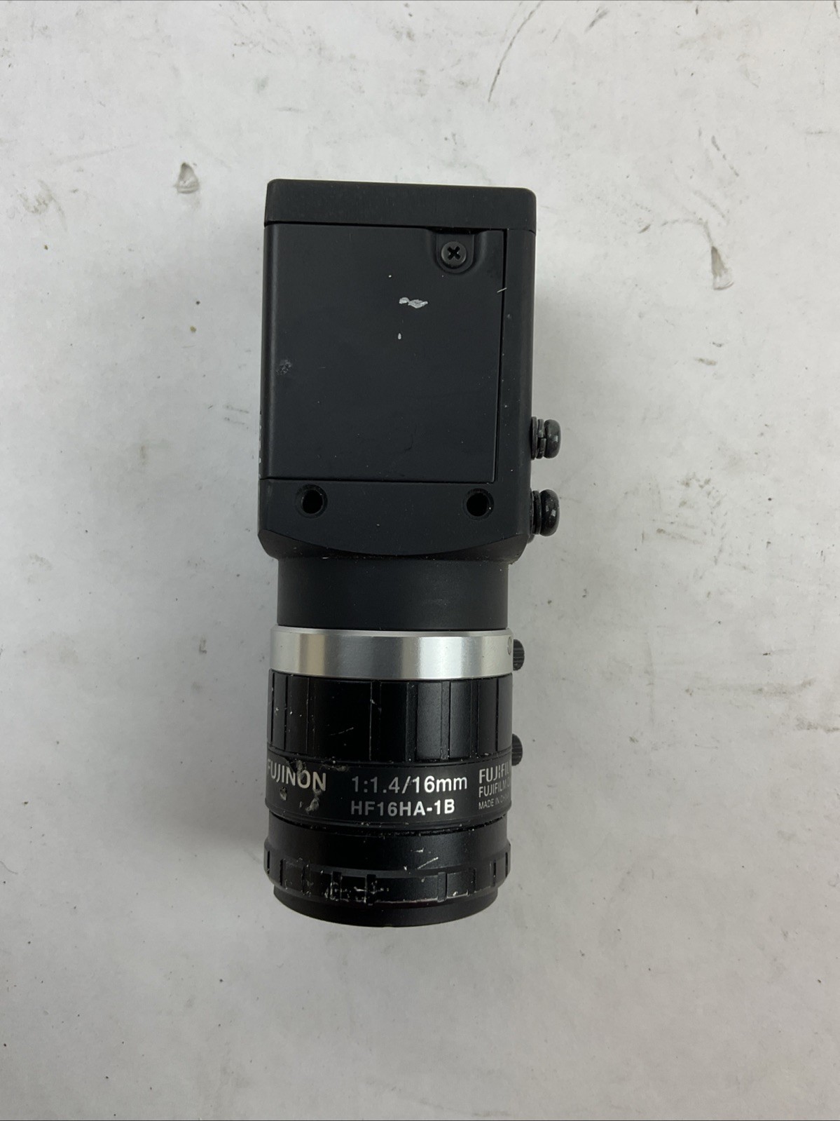 KEYENCE XG035C VGA COLOR CAMERA FUJIFILM FUJINON HF16HA-1B 1:1.4/16mm LENS