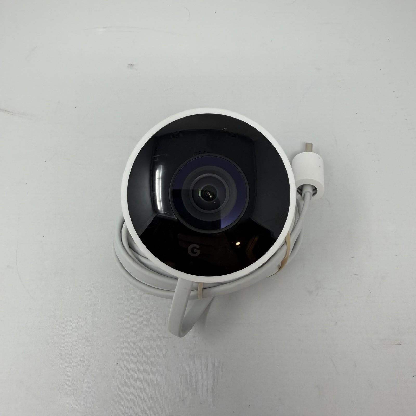 Google Nest Outdoor Security Camera Wi-Fi Wired 1080P NC2100ES w/ Mount