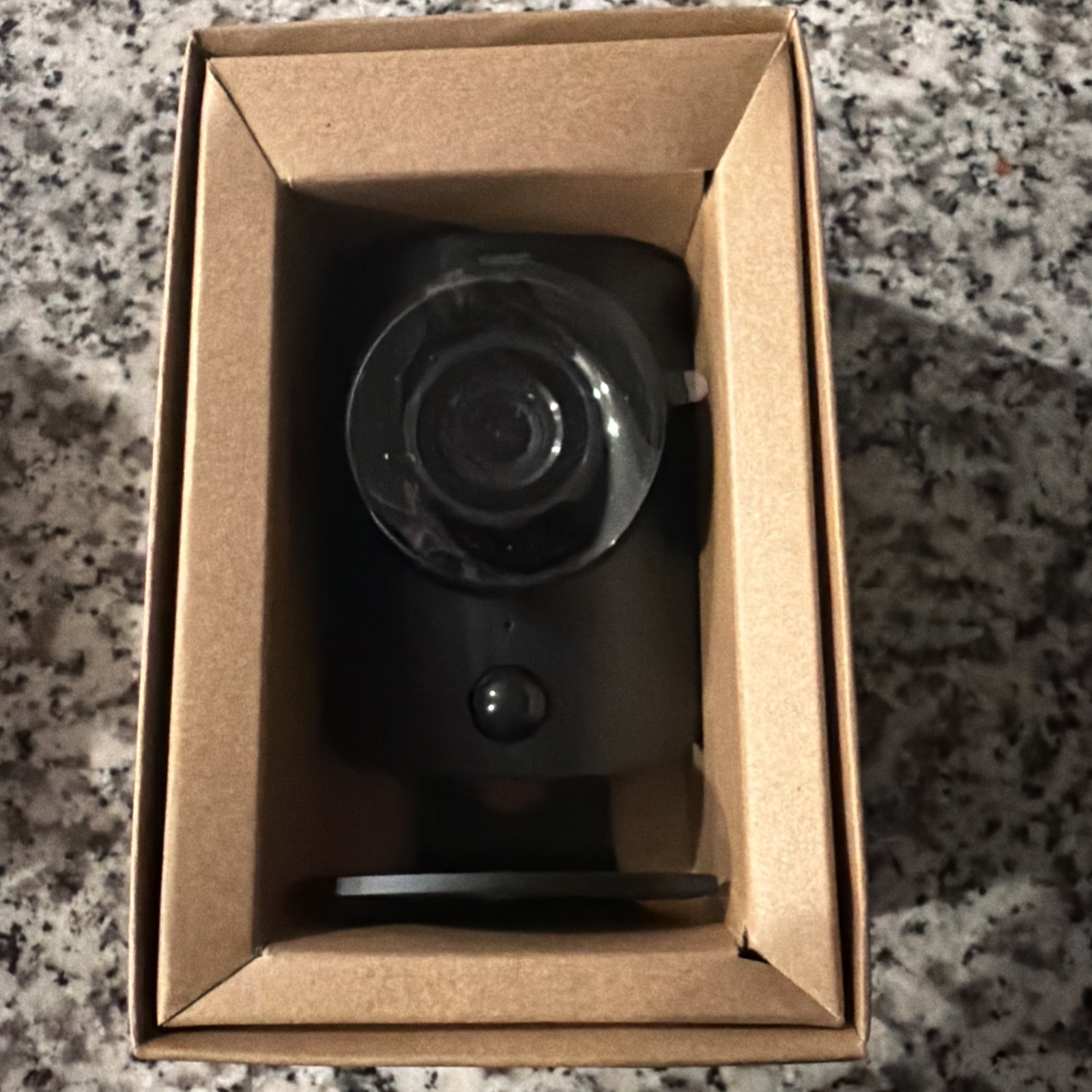 SimpliSafe SimpliCam Indoor Camera Wi-Fi HD Security Camera SSCM1 – NEW IN BOX!