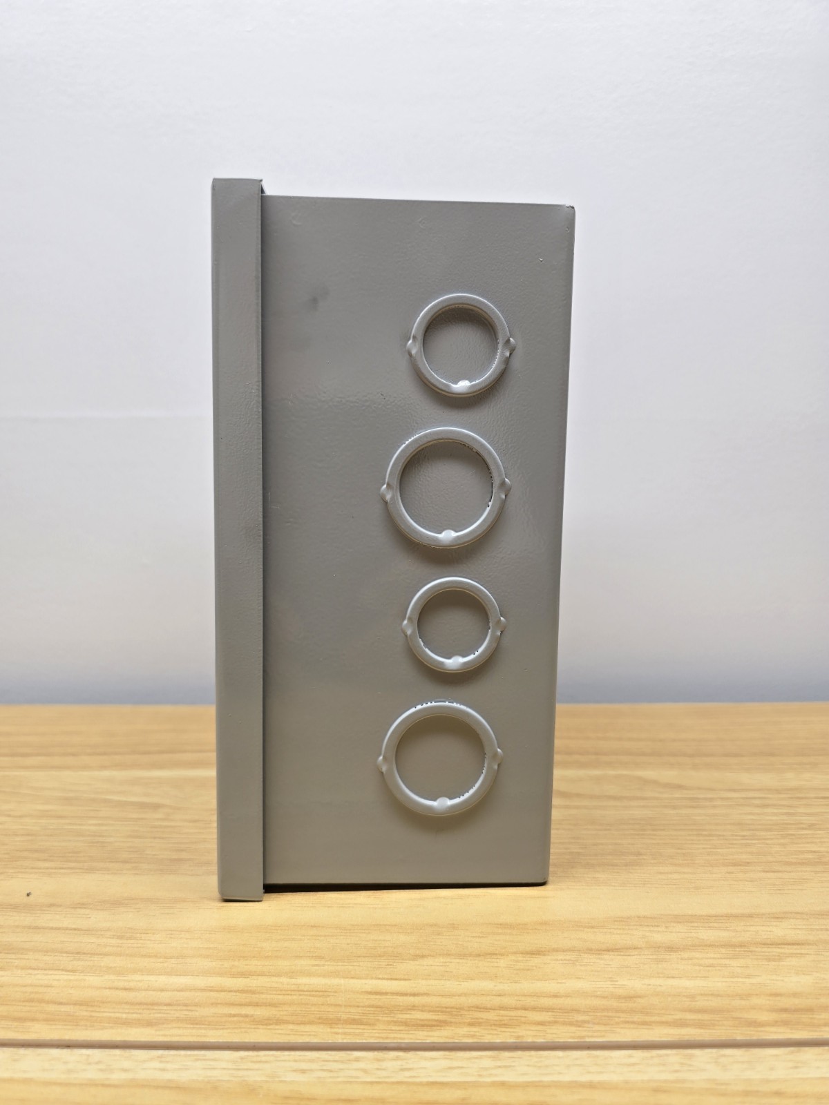 BUD Industries Steel Enclosure Type 1 Sheet Metal Box 8″ X 6″ X4″ Has Knockouts