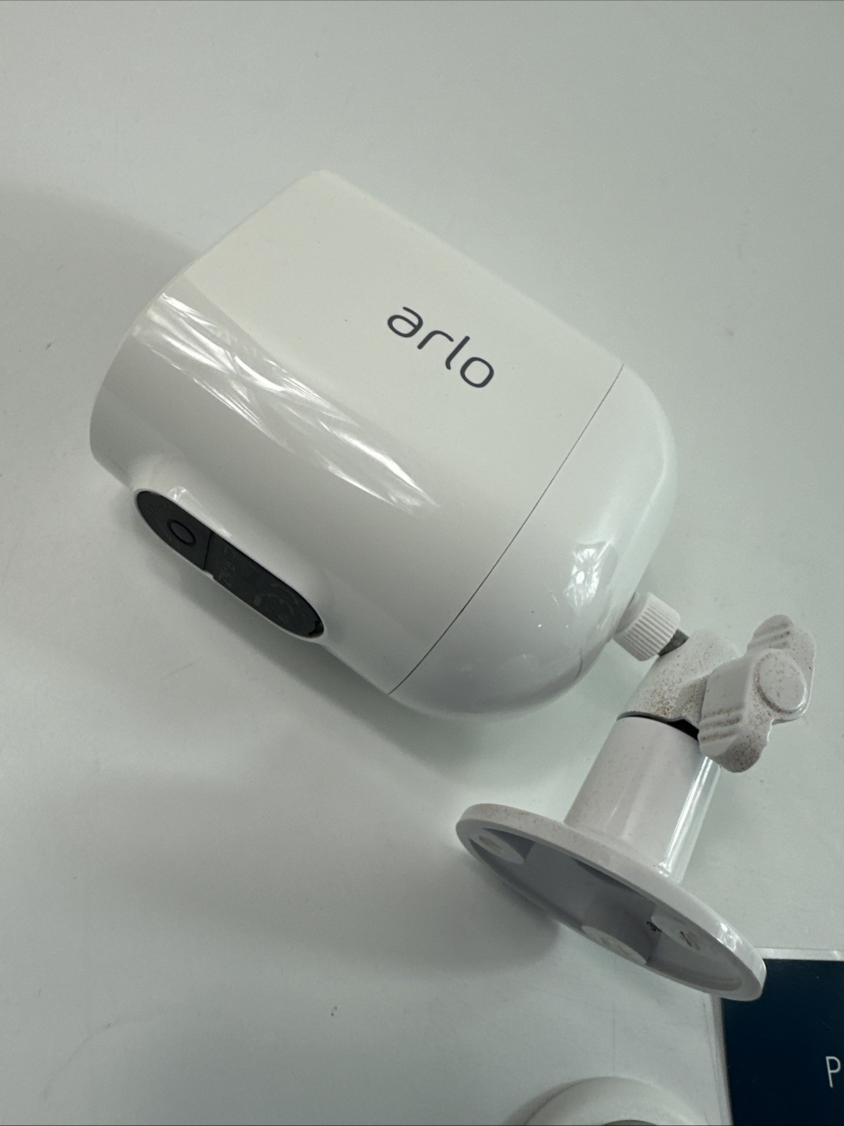 Arlo Essential XL Spotlight 1080p Wireless Security Camera w/ Wall Mount, Tested