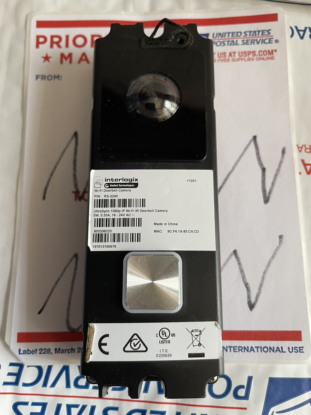 Interlogix RS-3240 Doorbell Camera 14.4W 0.6A 16-24VAC – Black