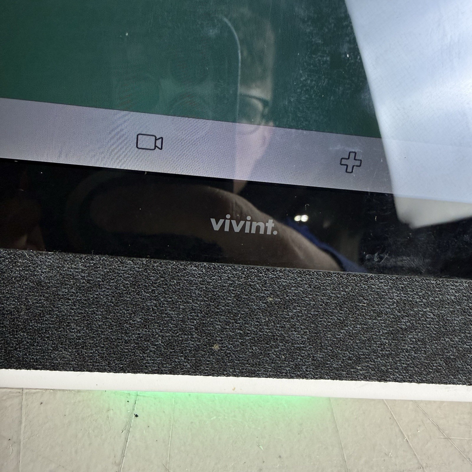 2025 Vivint Smart Home Sky Control Panel Smart Hub VS-SH2000-C00