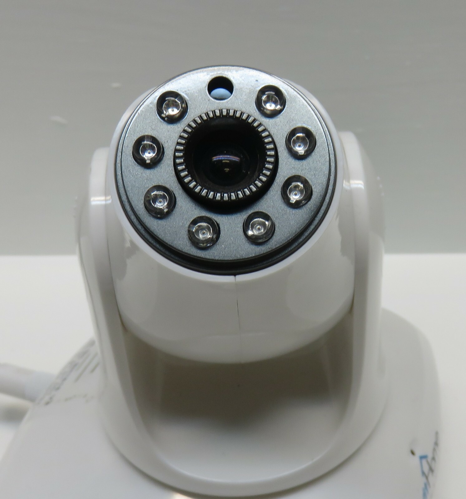 Bayit Home Automation Bh1818 Wi-Fi Internet Surveillance Camera w/ Night Vision
