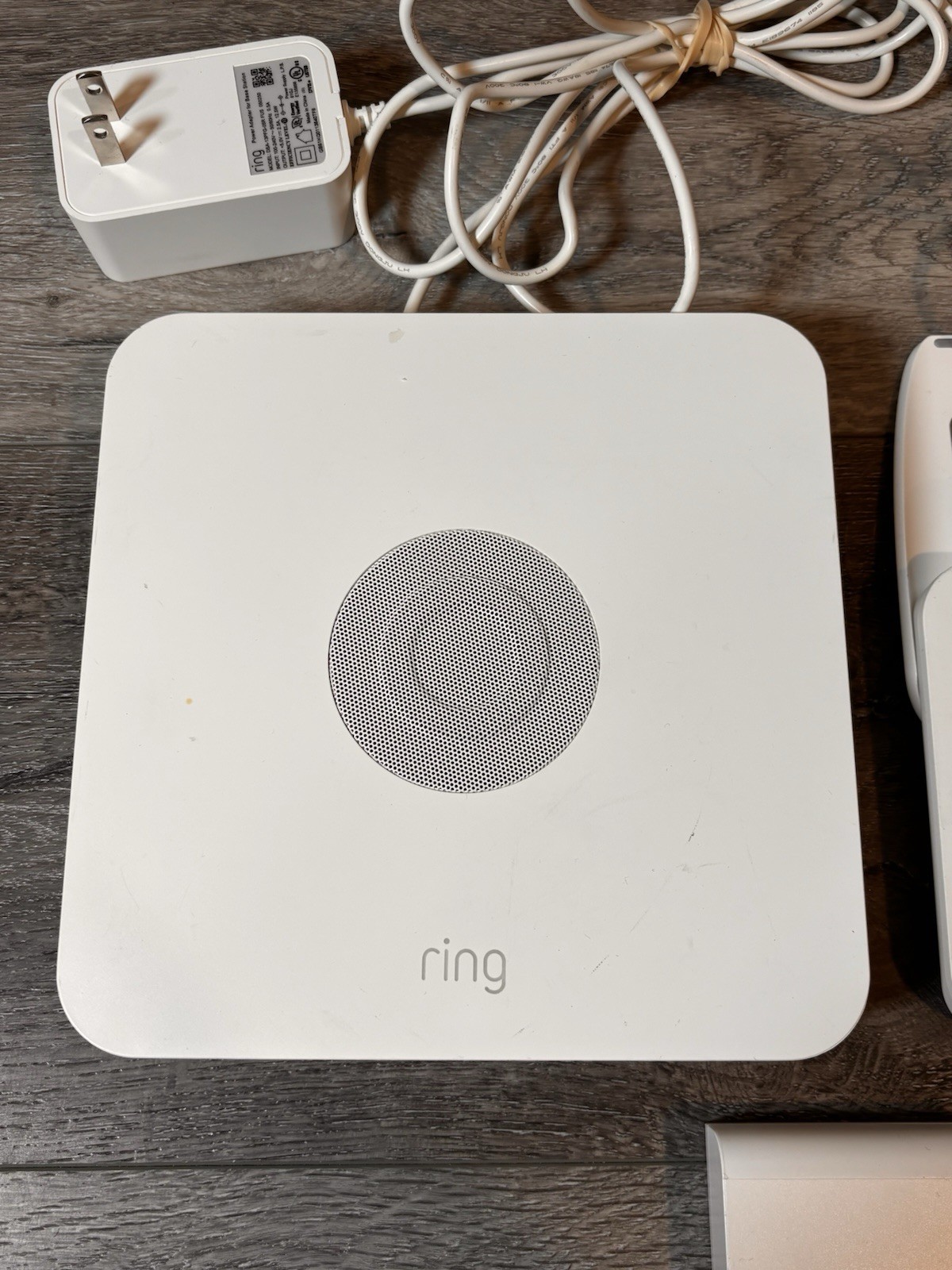 Ring Base Station US 4HB1U9-0EN0 & Keypad 5AT2S7 Bridge 2nd Generation Untested