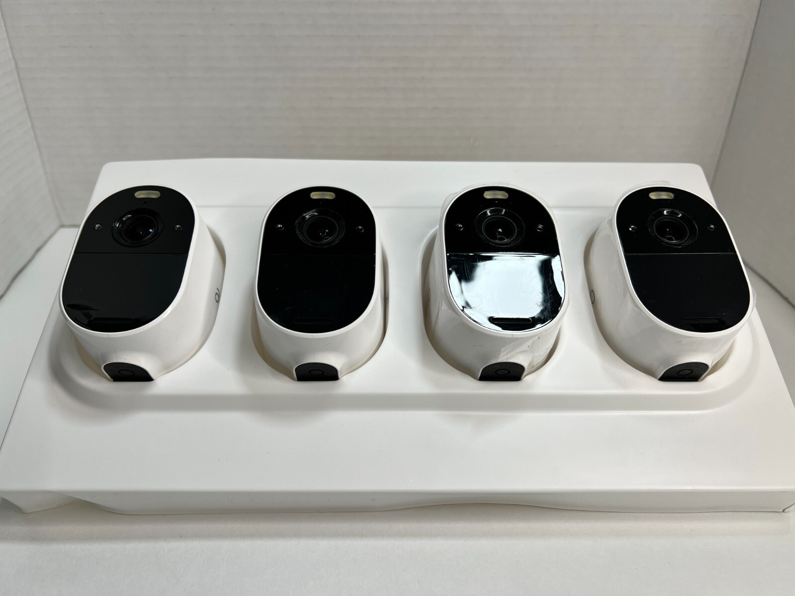 Arlo VMK2430-1SCNAS Wireless Security Camera