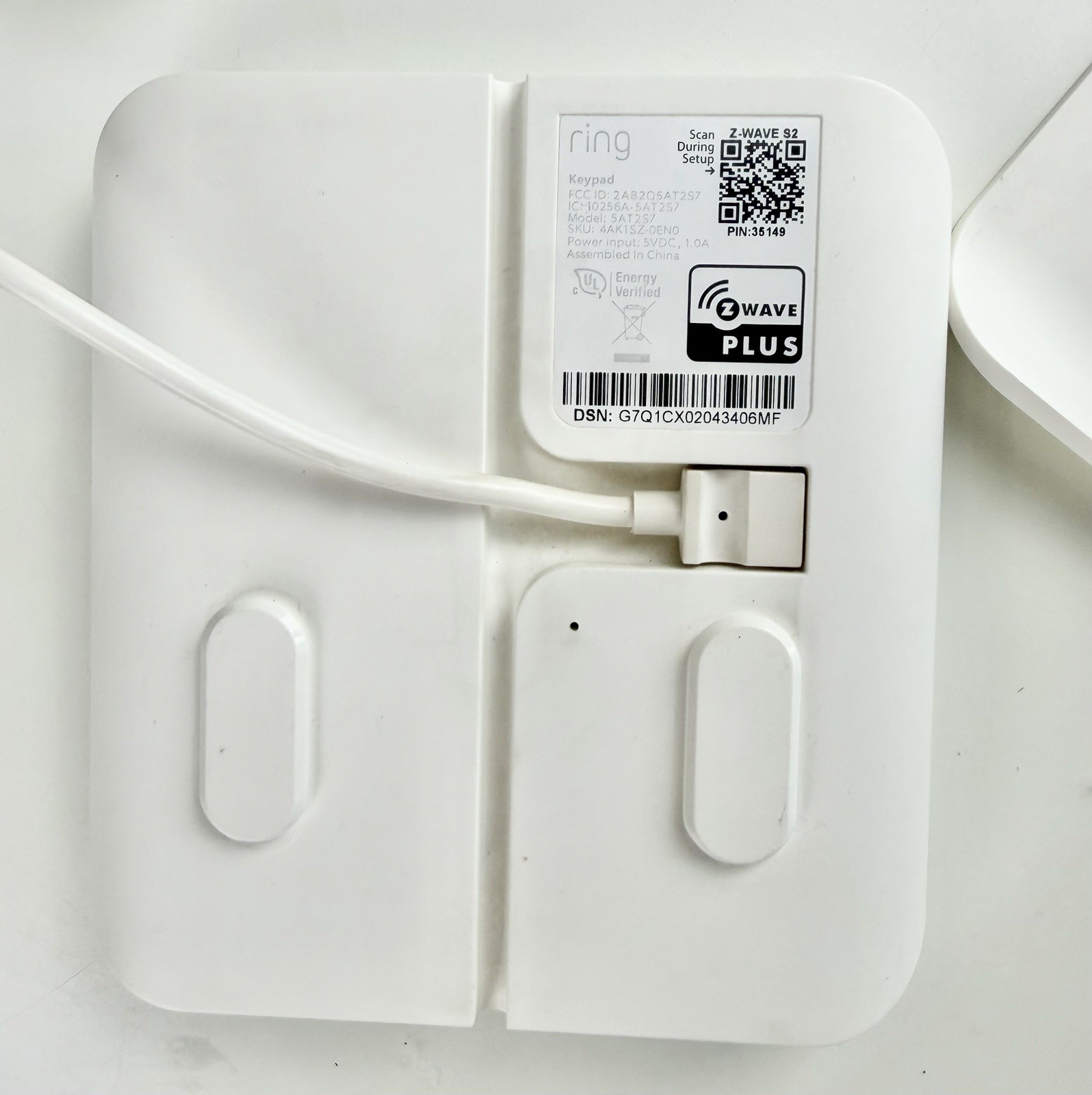 Ring (2ndGen) White 19-Button Home Security Wireless Alarm Keypad w/ Cord Mount