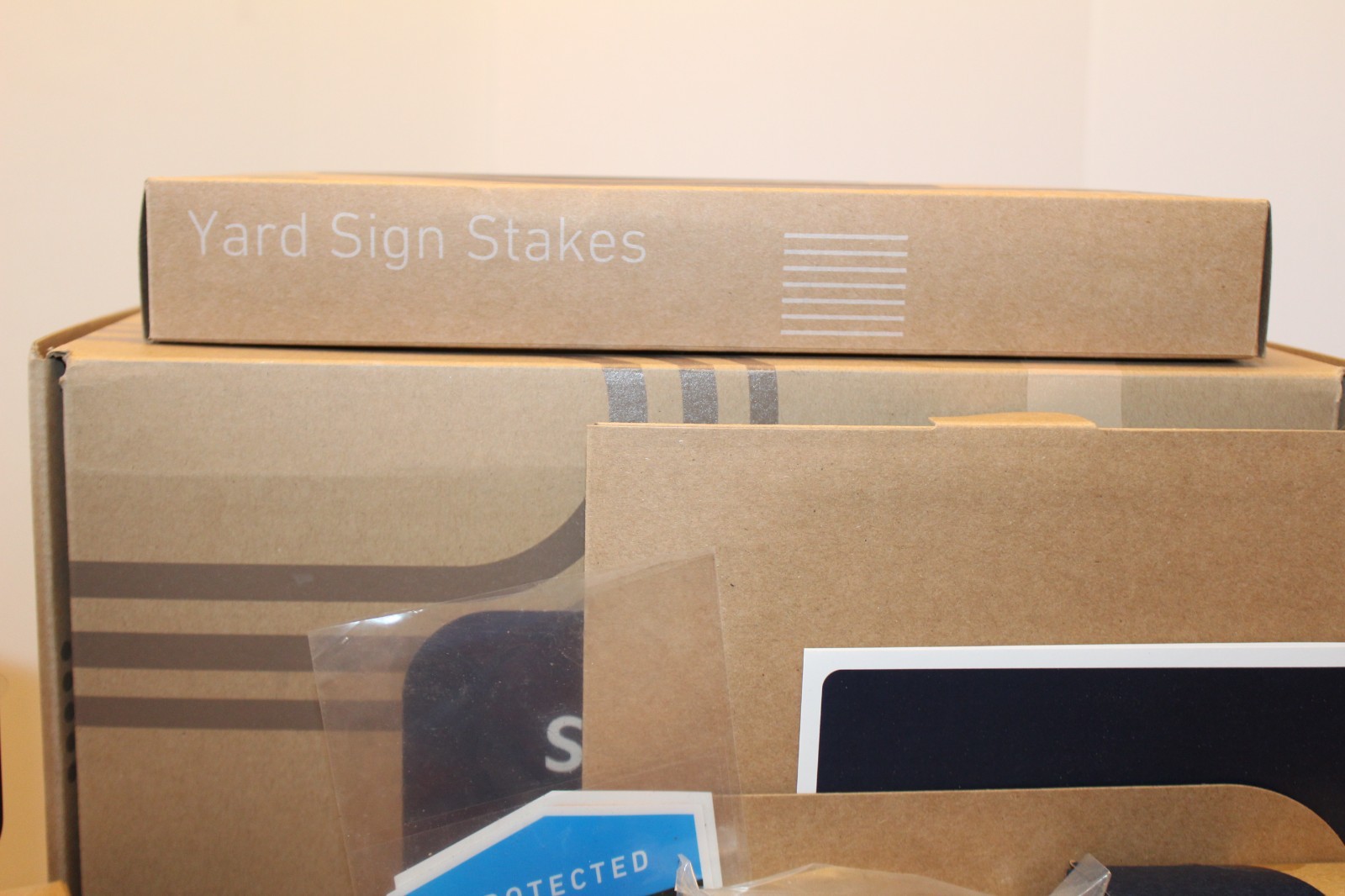 SimpliSafe Home Security System with Indoor & Outdoor Cameras – 8 Piece Kit