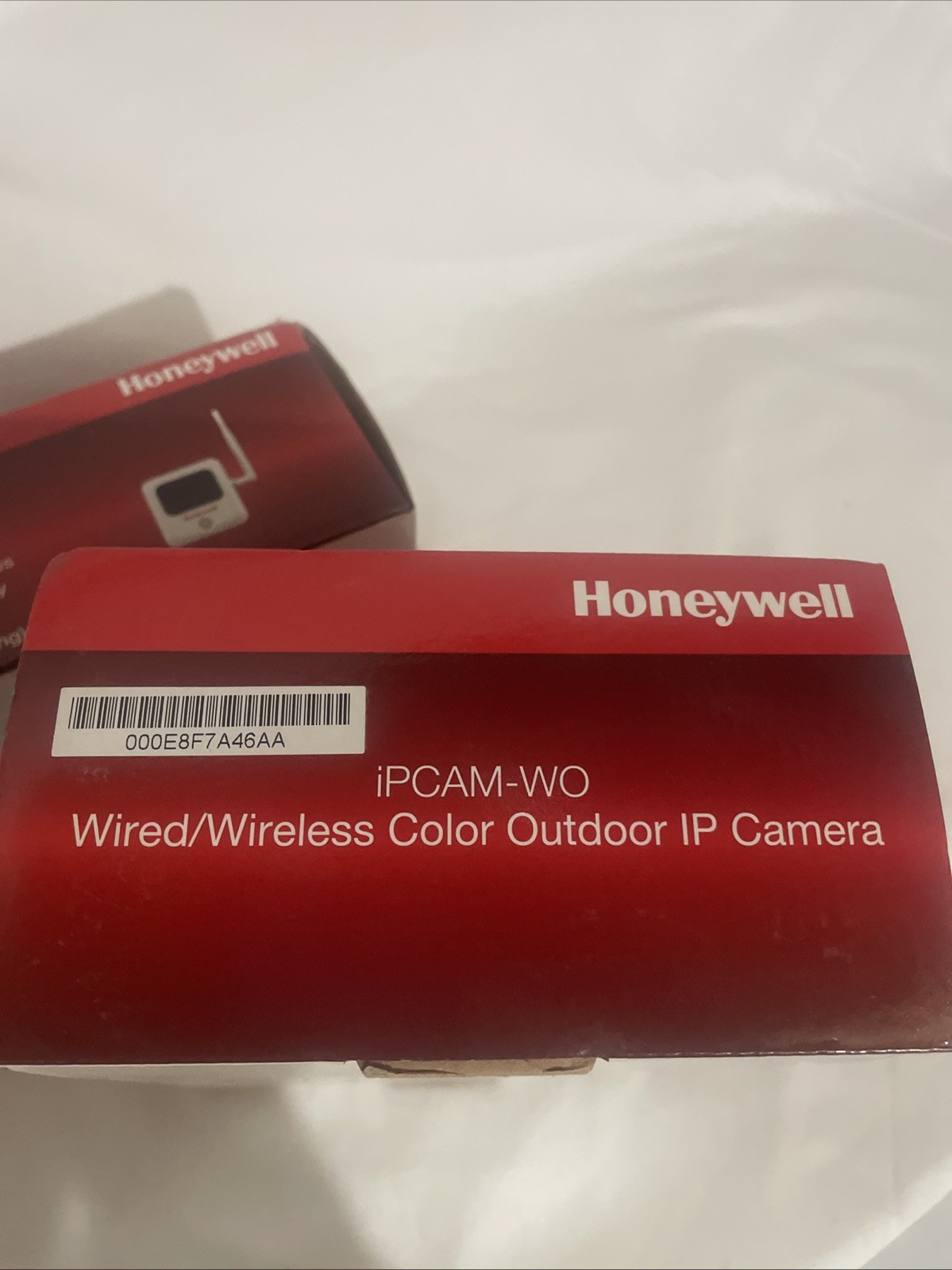 2 New Honeywell IPCAM-WO Wired & Wireless Color Outdoor IP Camera