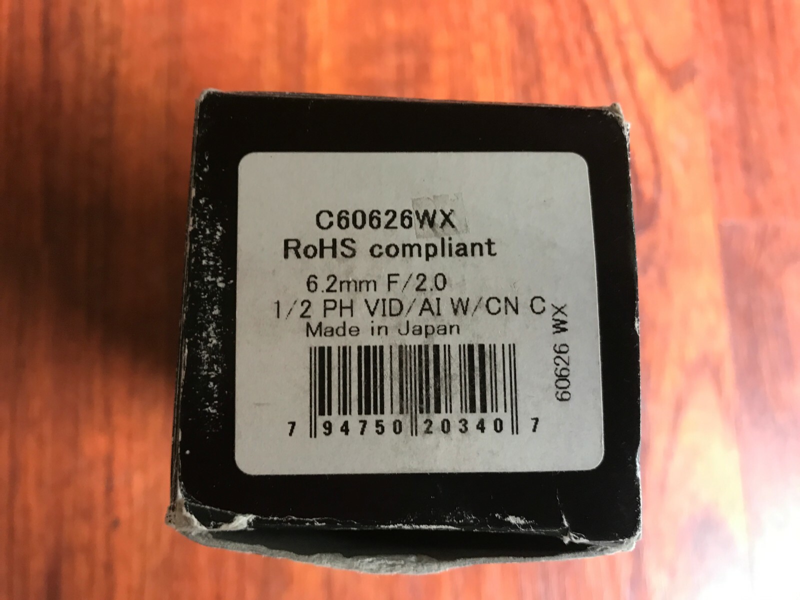 Pentax H620PE P/N # C60626WX 6.2mm, F2.0-300, 1/2″, Auto-Iris Pinhole Lens