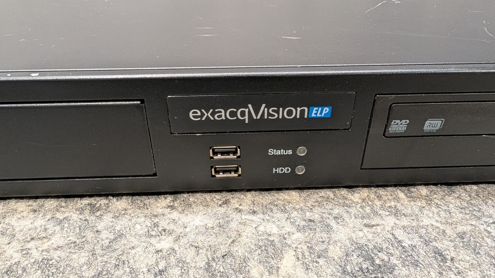 Exacq Vision 0804-02T-ELP Network Video Recorder w/ 2 TB HDD & Keyboard