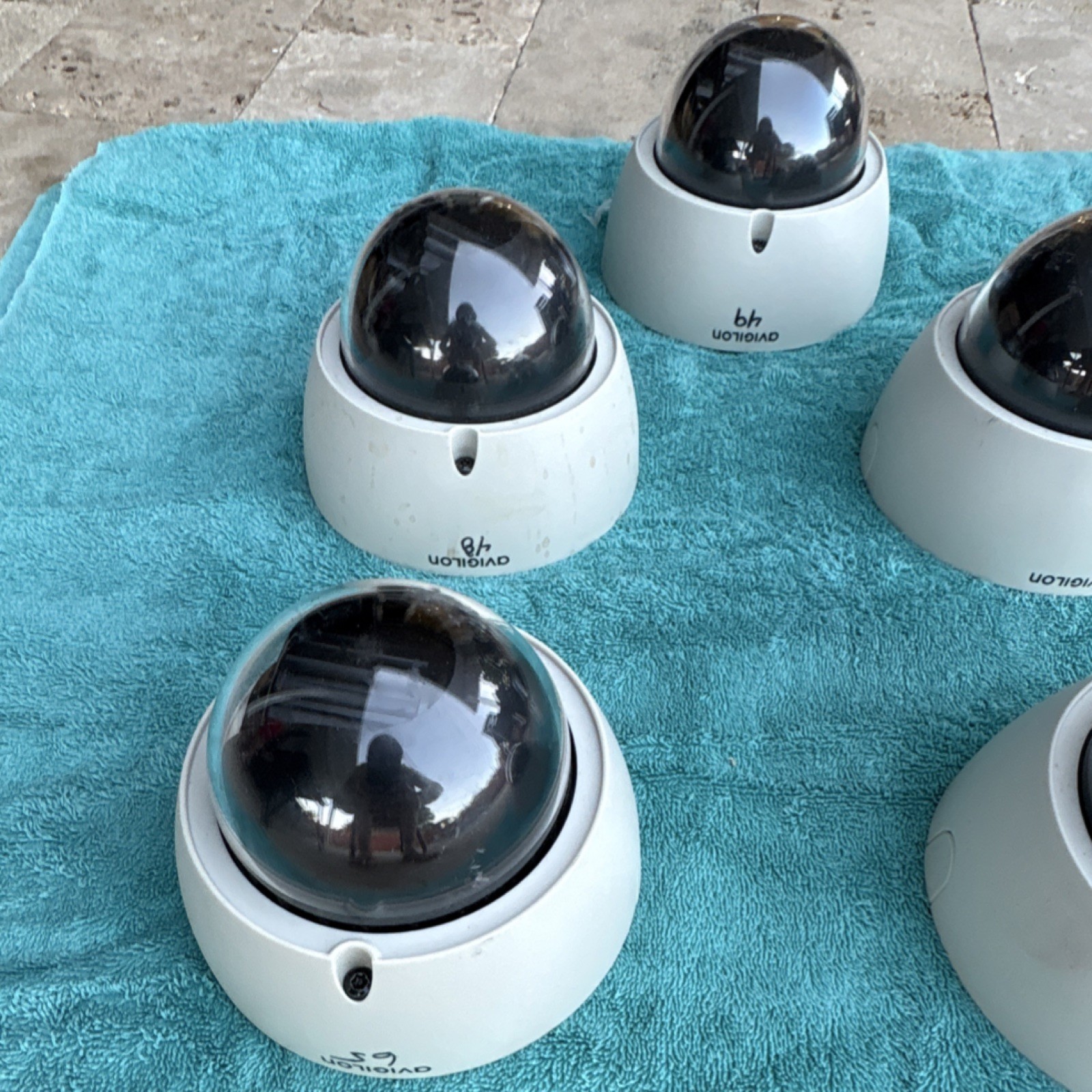 Avigilon Lot of 5 1.0-H3-D1 Dome IP Wired Security Cameras Outdoor Indoor