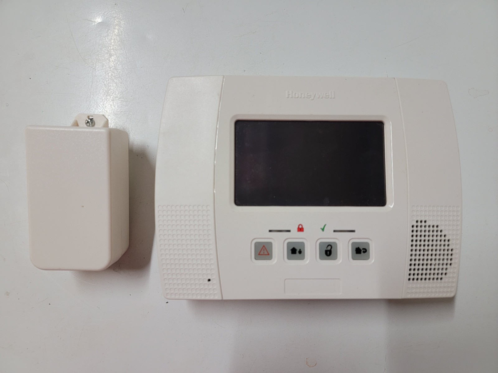 Honeywell Lynx Touch L5100 Lynxtouch2 Touch Screen Security System