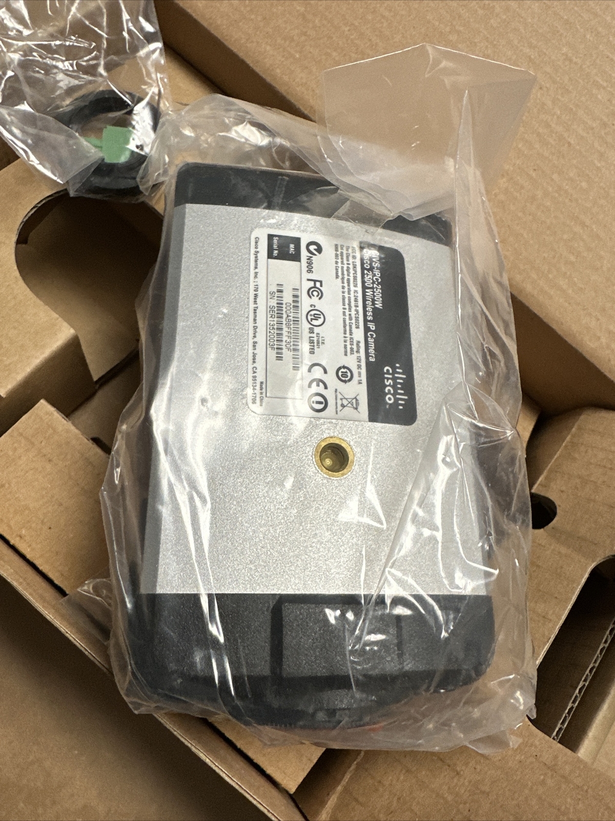 New Cisco 2500 Wireless IP Security Camera CIVS-IPC-2500W NOS