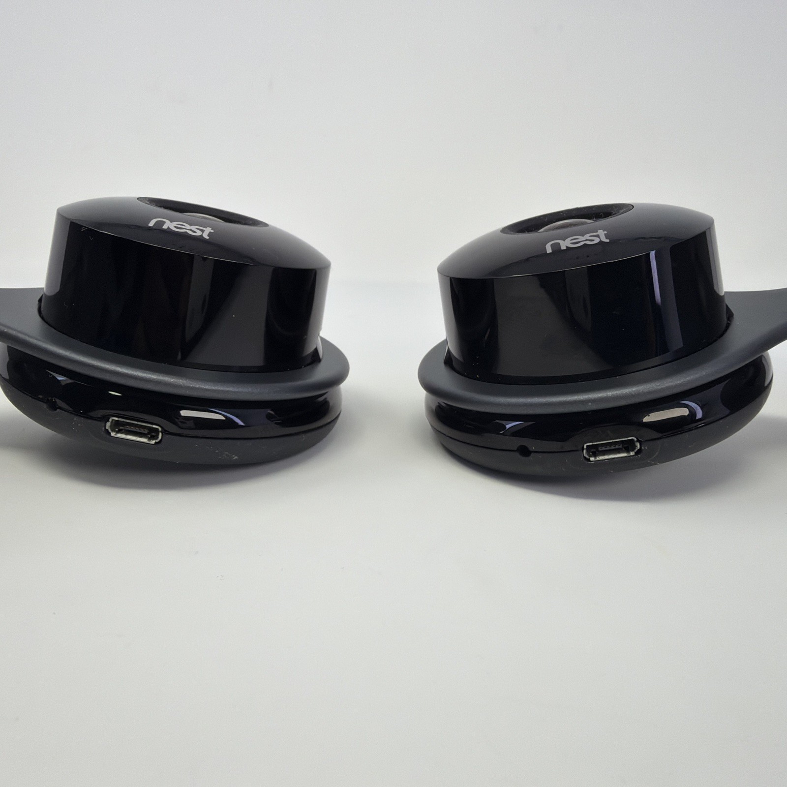 Google Nest Cam Indoor Security Camera A0005 1st Gen W/Stand – No Cord Lot Of 2