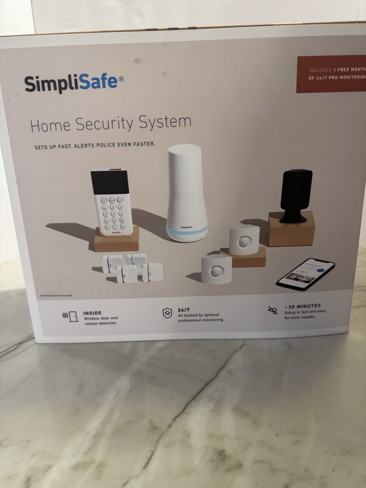 SimpliSafe 9 Piece Wireless Home Security System w/ HD Camera SS3-AMZ-3 New