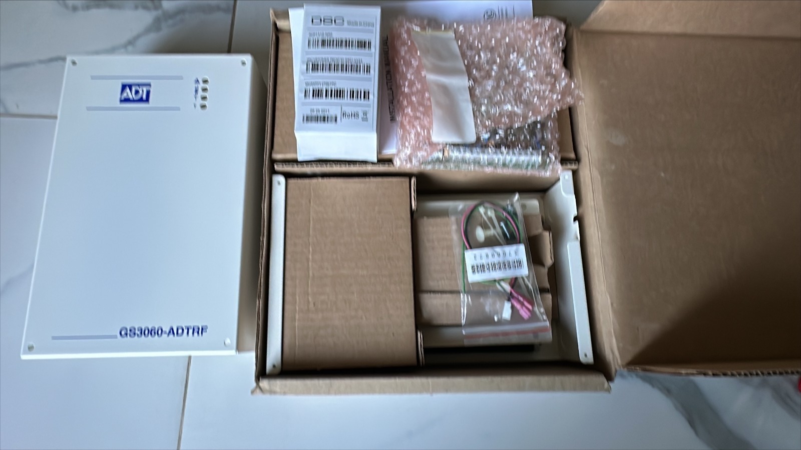 New DSC GS3060-ADTRF Universal Wireless Alarm Communicator ( Discontinued )