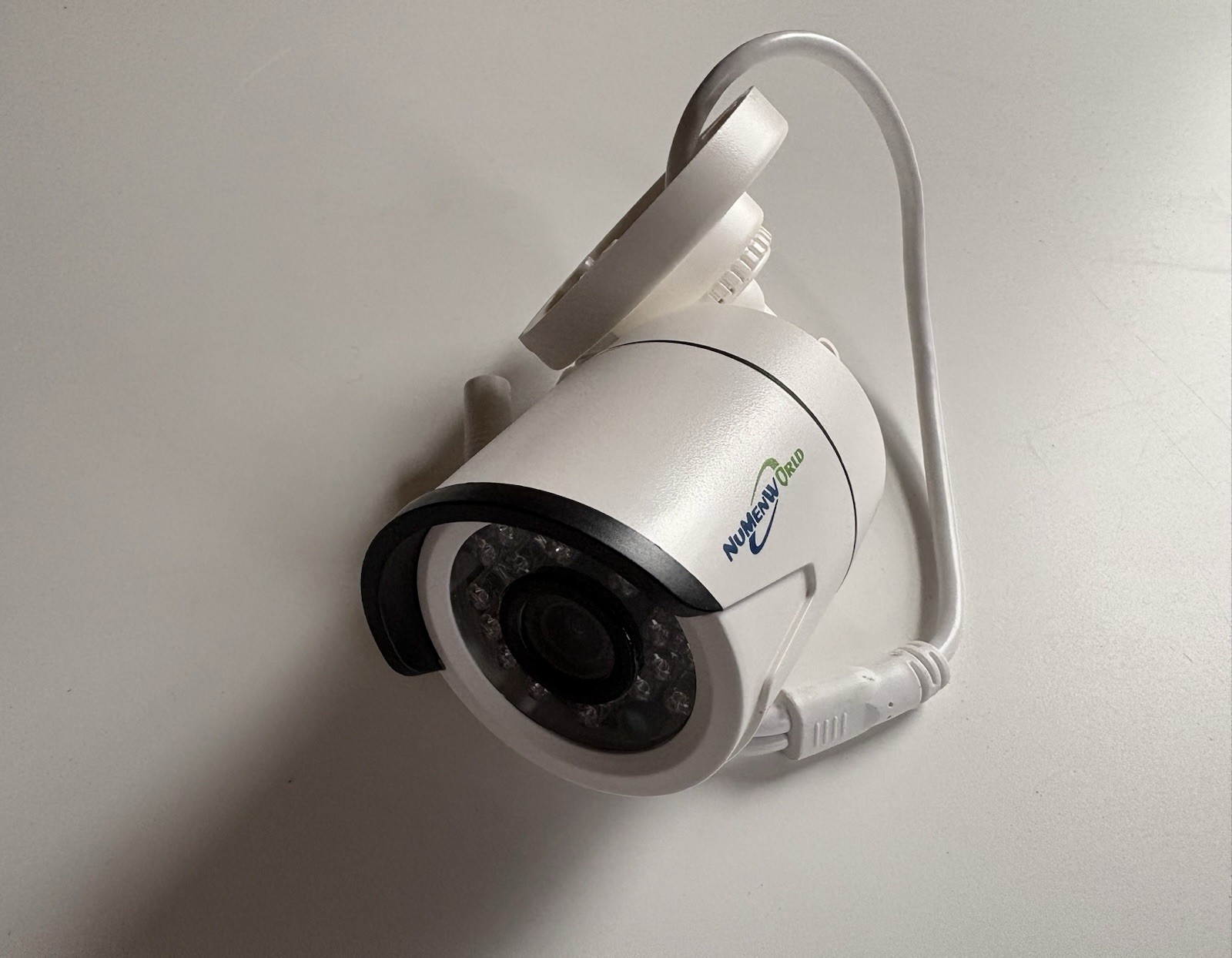 Numenworld NCV-1020M 1080P WiFi Bullet IP Camera Outdoor/Indoor HD Weatherproof