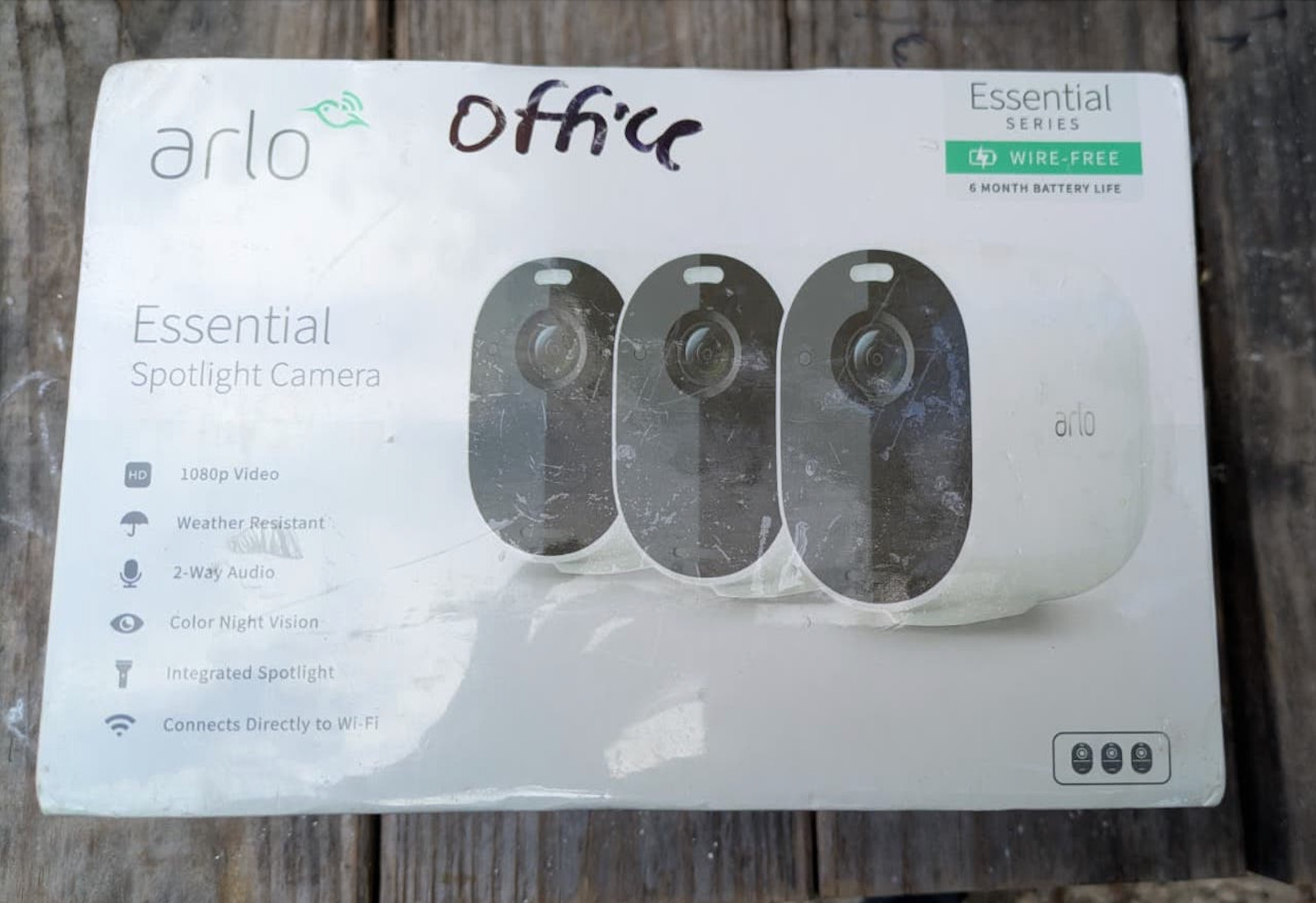 Arlo Essential Spotlight Indoor Outdoor 1080p HD Wireless Camera – Pack of 3…
