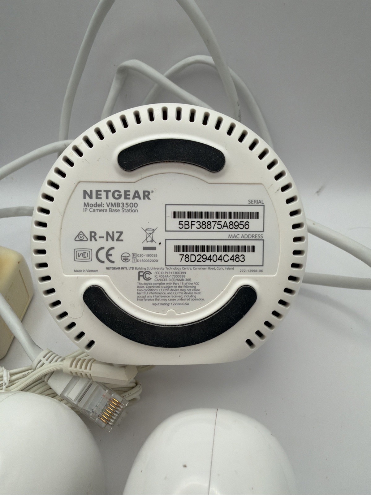 Arlo/Netgear VMB3500 Hub/Base Station & 3x VMC3030 Wireless HD Cameras W/Mounts