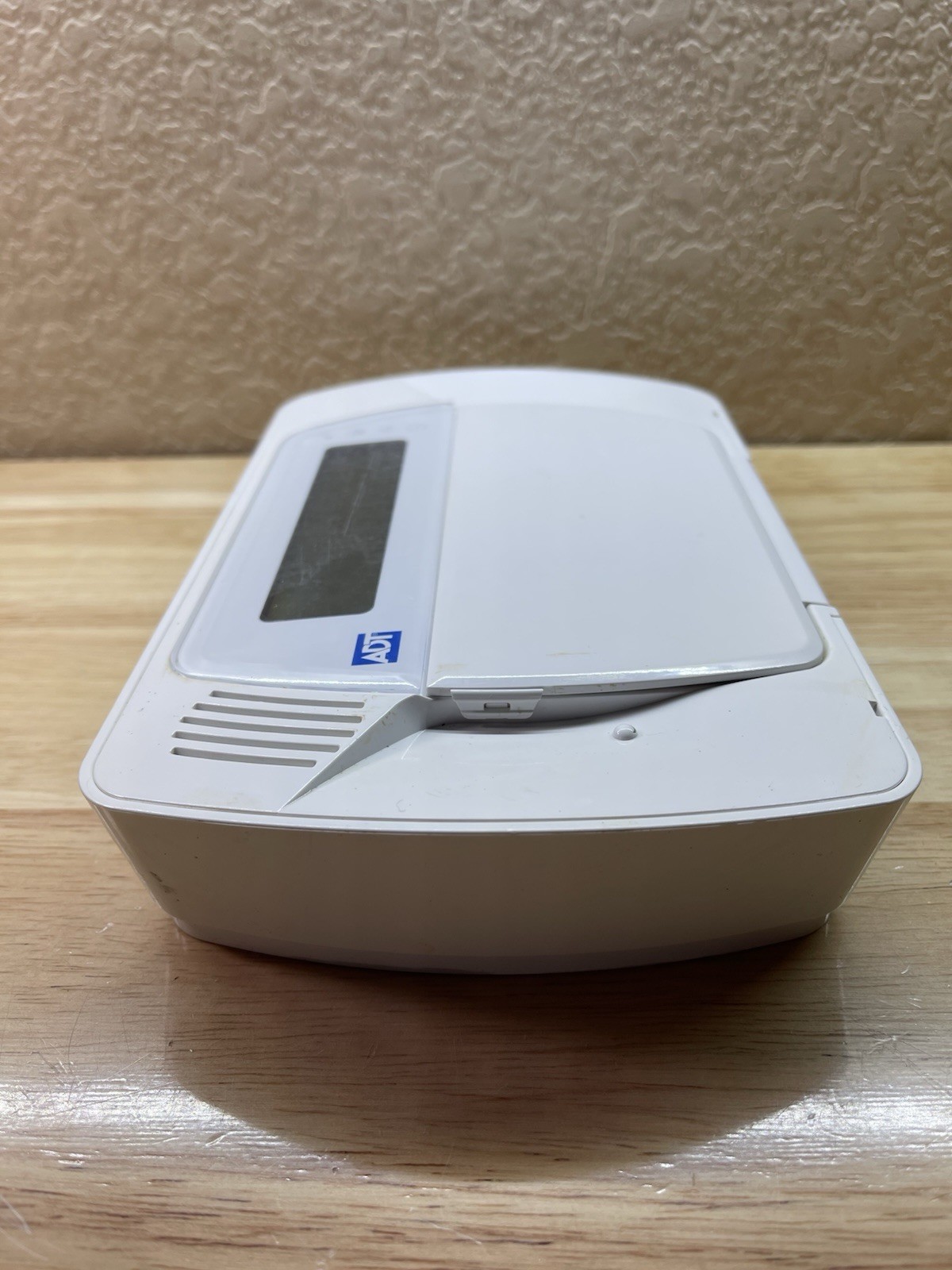 ADT SCW9057G-433 Residential Fire And Burglary Controller ONLY UNTESTED