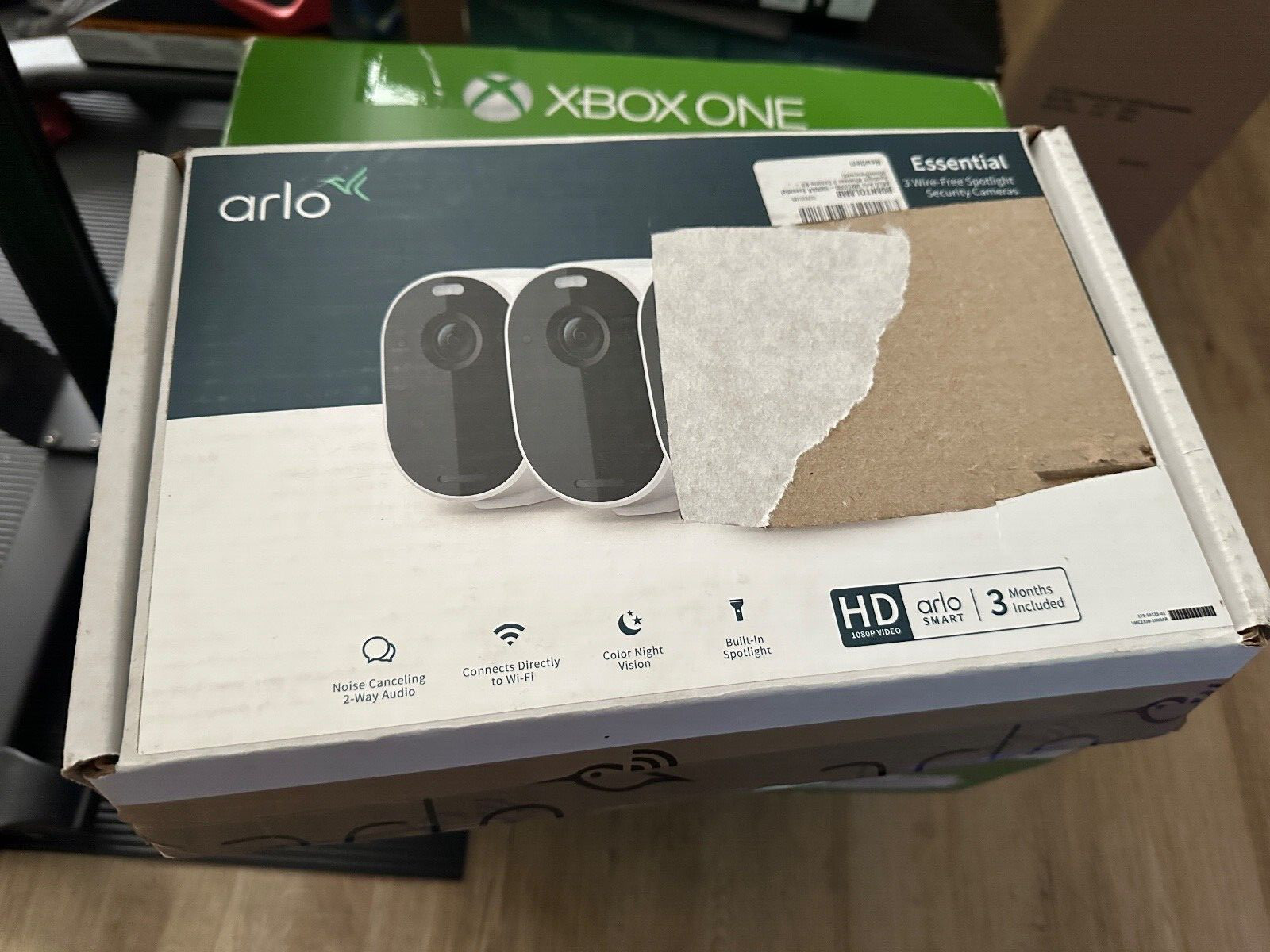 Arlo Essential 2 Wire-Free Spotlight Security Cameras VMC2330W-100NA