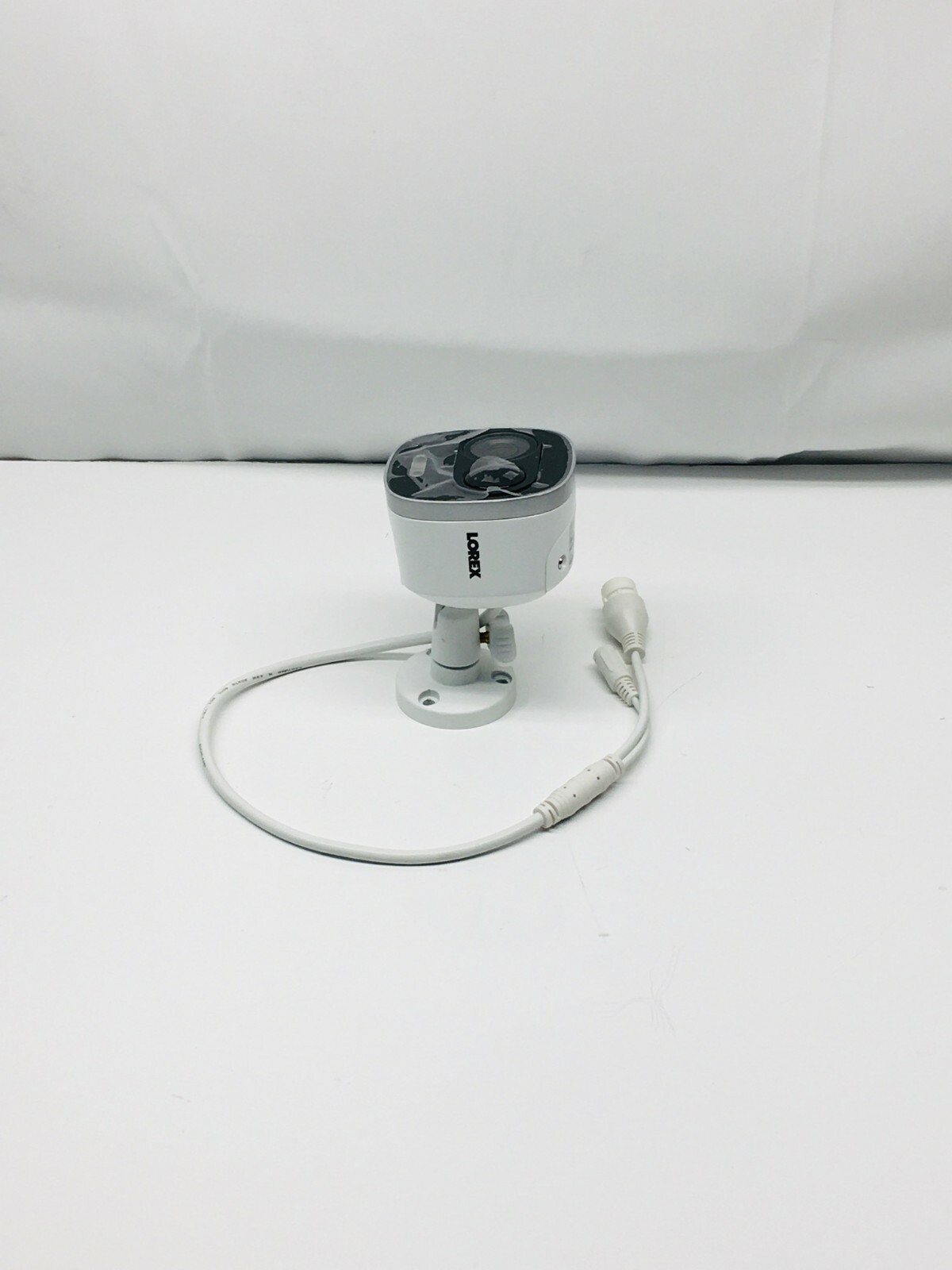 Lorex LNB8105X 4K Ultra HD Active Deterrence IP Bullet Camera
