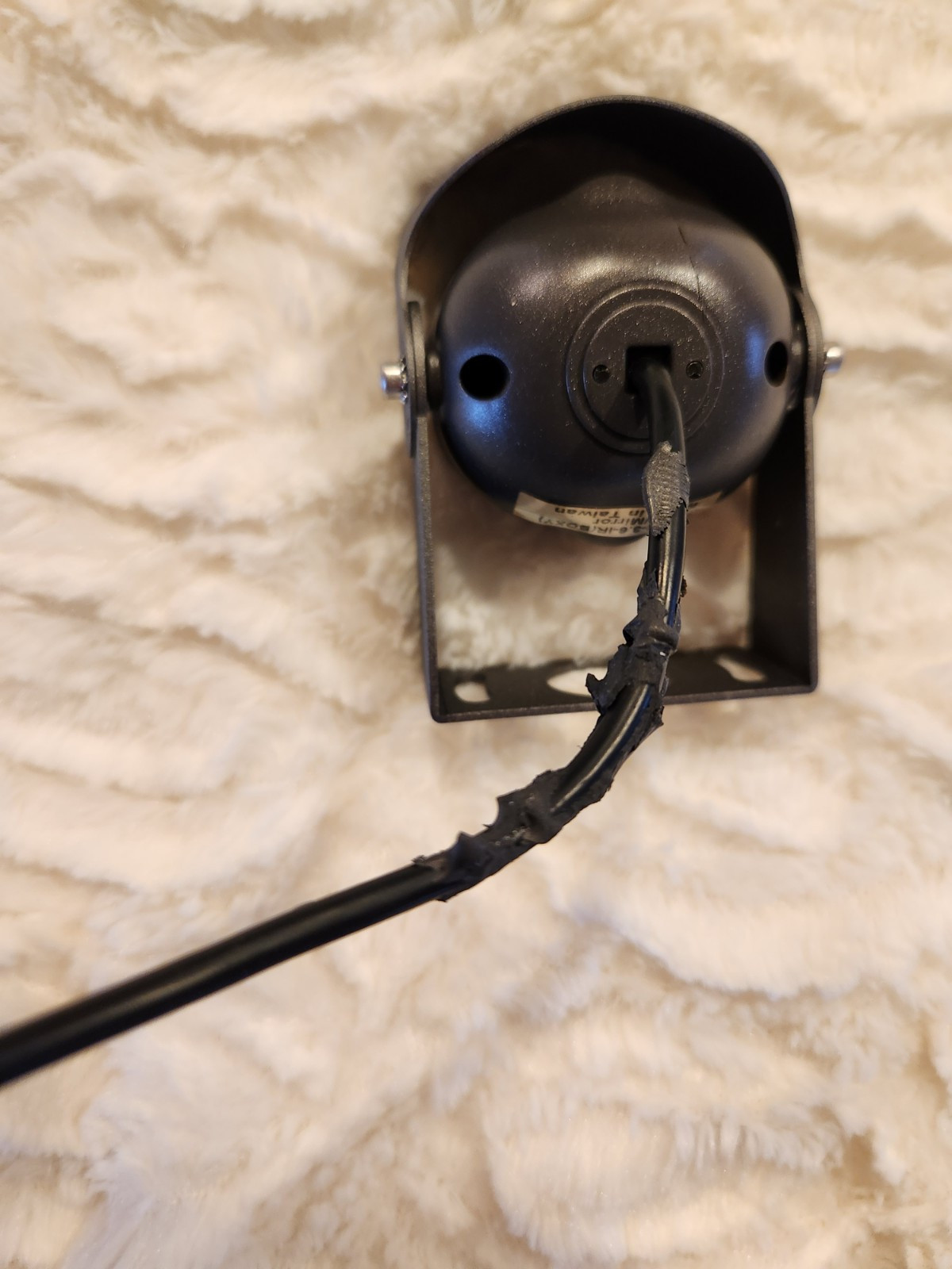 Security Cameras: 4 Regular, 2 With Visor, 1 With Light