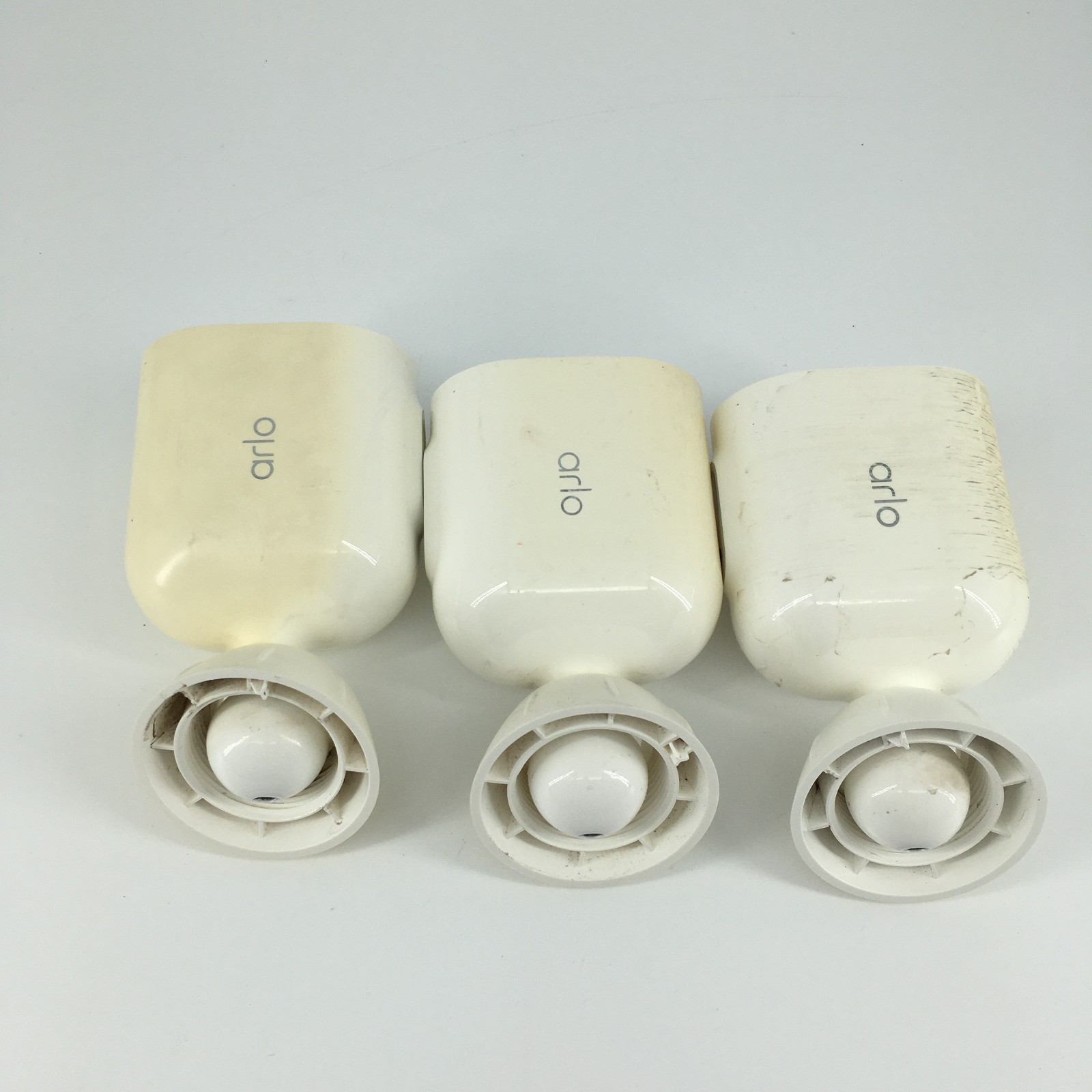 Arlo Pro 4 VMC4041P Spotlight Indoor/Outdoor Camera White READ! (Set of 3)
