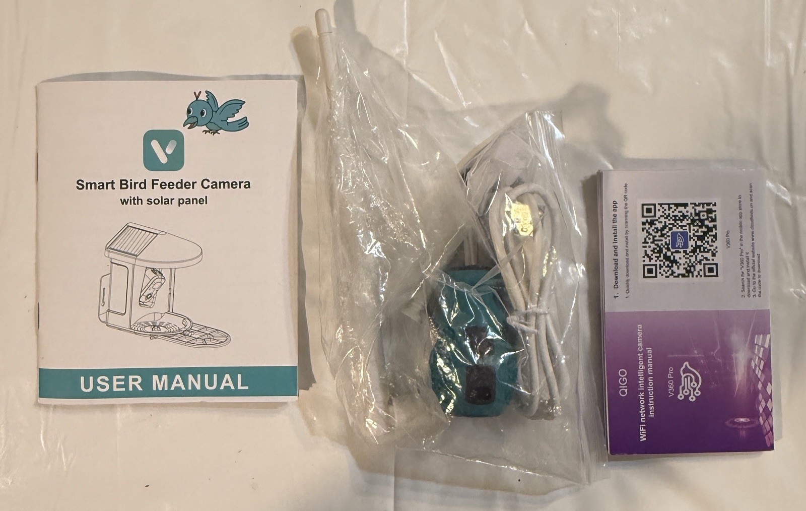 Bird Feeder Camera wi Motion Detection, Solar Powered, WiFi, 1080P HD 160 Degree