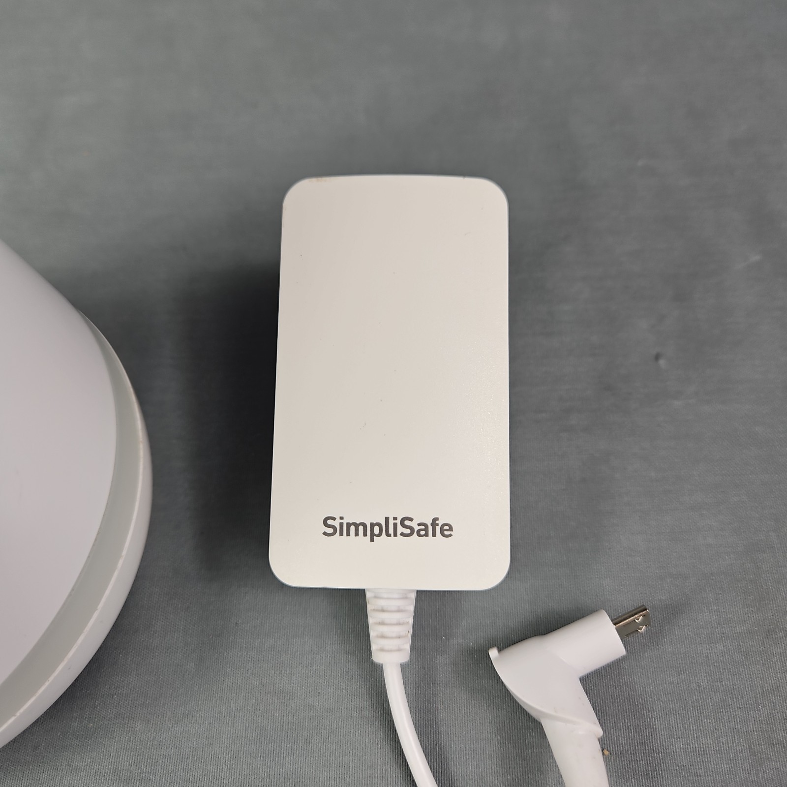 SimpliSafe SSBS3 Home Security Base Station Only With Power Cord