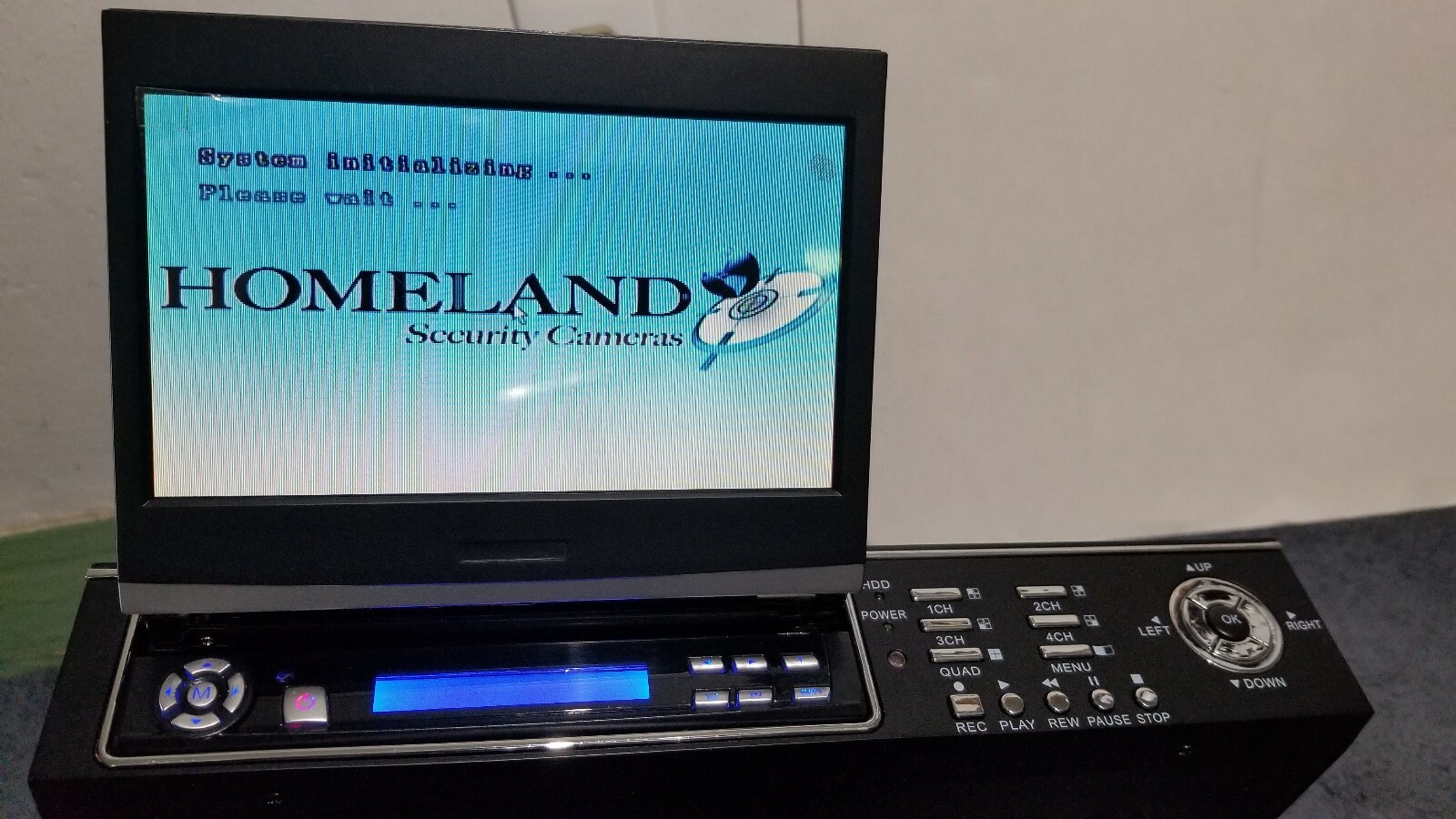 Homeland Security Camera’s 4 Channel 320GB DVR Surveillance System W/ 7″ Screen