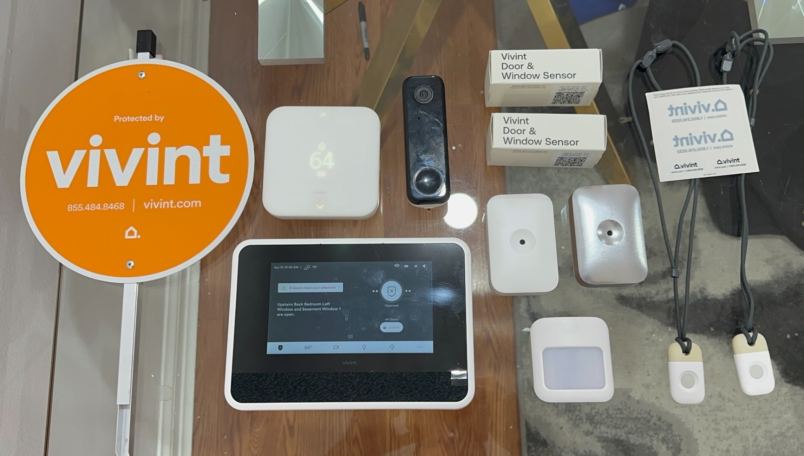 Vivint Smart Home Security System Bundle