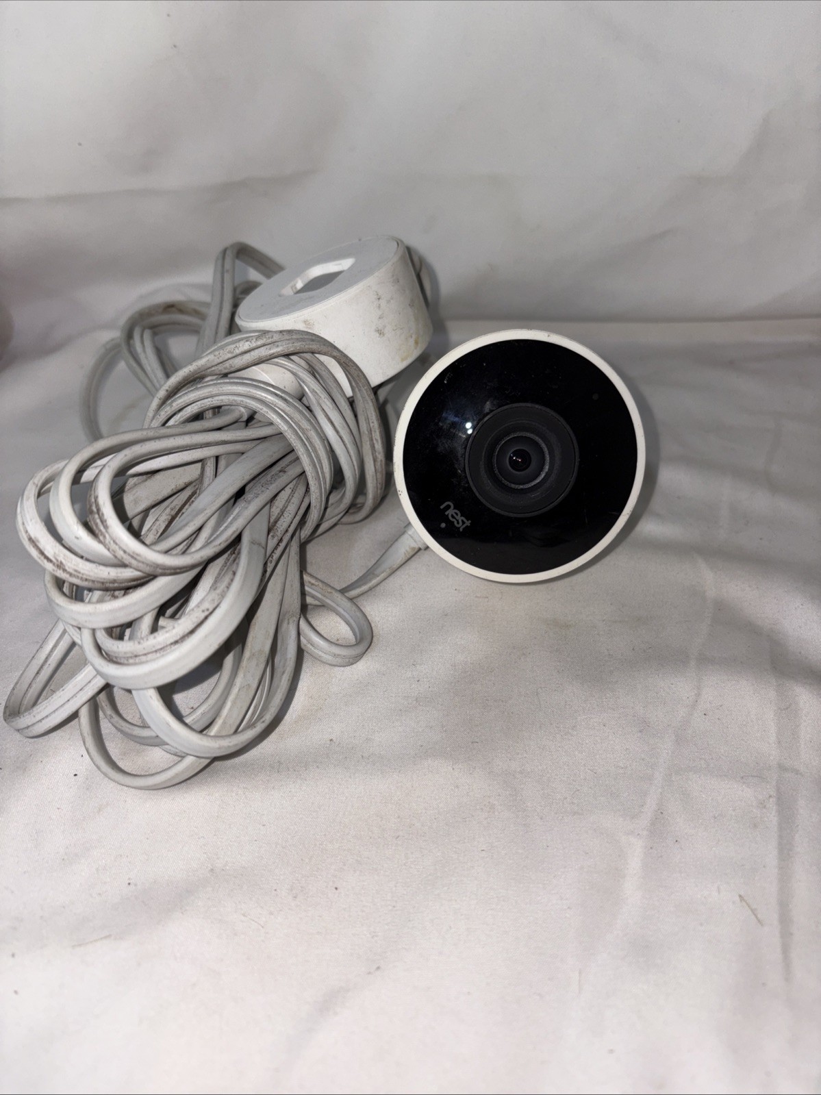 Google Nest 1st Generation A0033 White Weatherproof Night Vision Outdoor Camera
