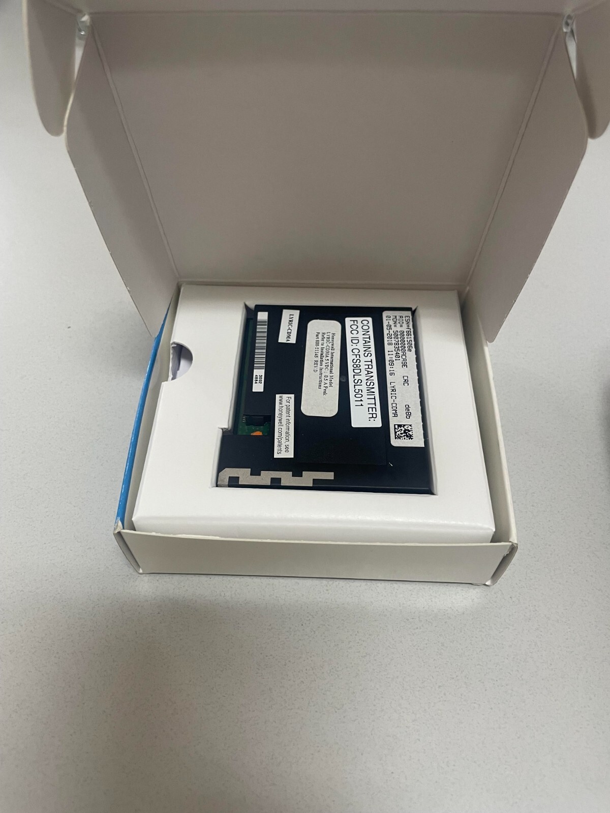 Lyric CDMA Digital Cellular Communicator