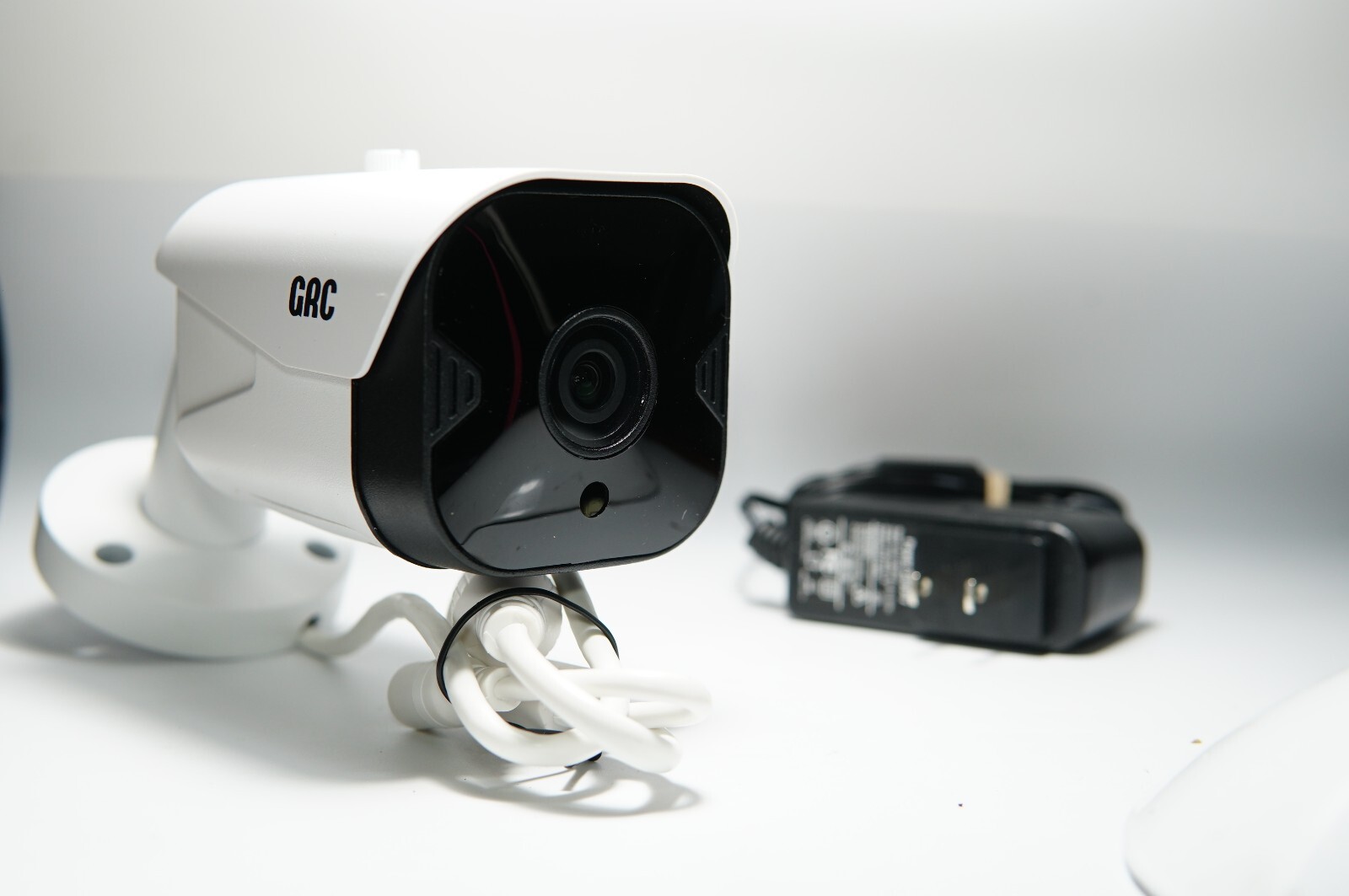 Home Security Video Cloud or Micro SD Storage Intelligent Camera HD Surveillance