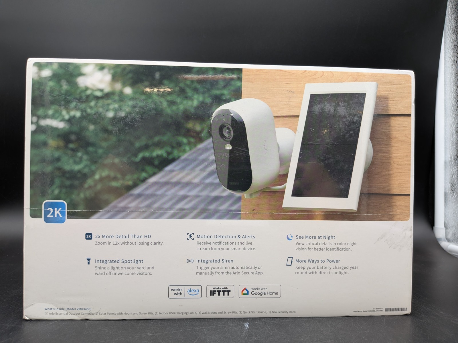 Arlo 2K Essential Outdoor Camera 2nd Gen, 4 Cameras and 2 Solar Panels, White