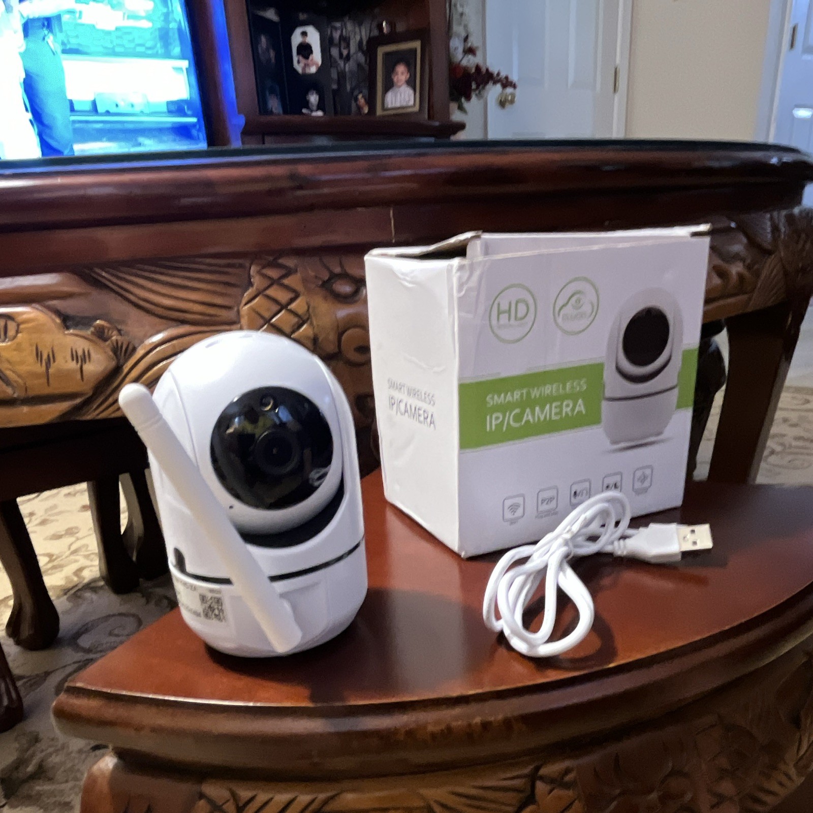 1080p Wi-Fi Indoor IP Camera Pan/Tilt Night Vision Two-Way Audio USB Cable