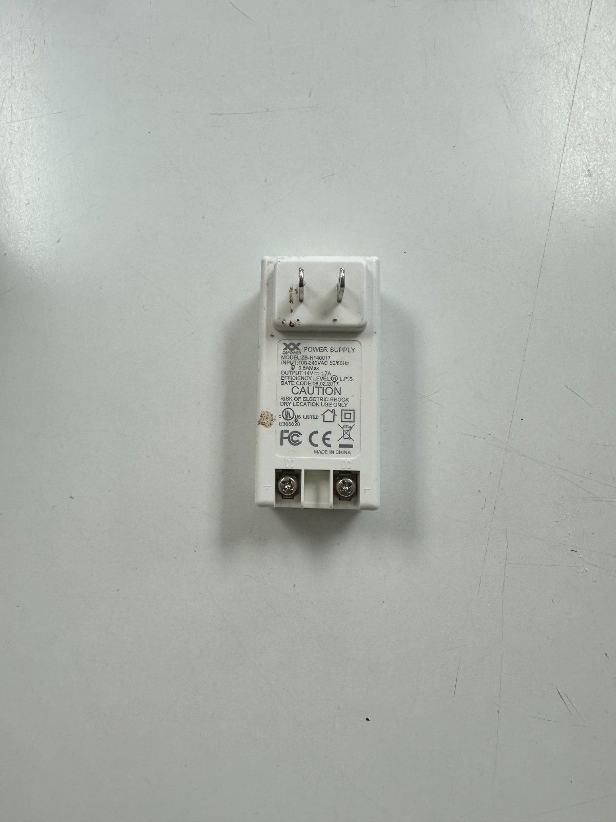 2GIG TECHNOLOGIES MODEL 2GIG-GCX Remote and Power cord