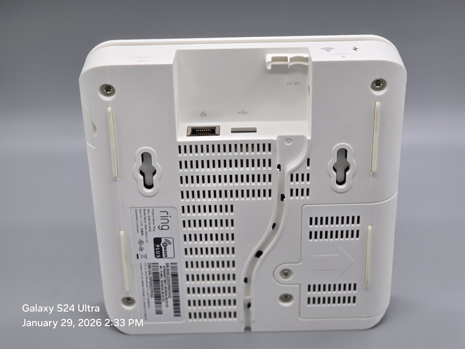 Ring Alarm Base Station US White 4HB1U9-0EN0 With Key Pad- tested