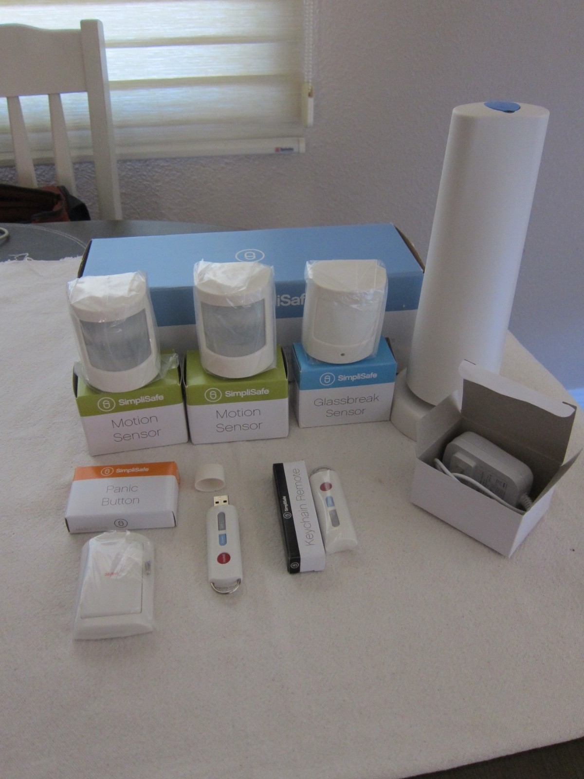 SimpliSafe Home Security System – 1st Generation – 7 Piece Bundle NEW