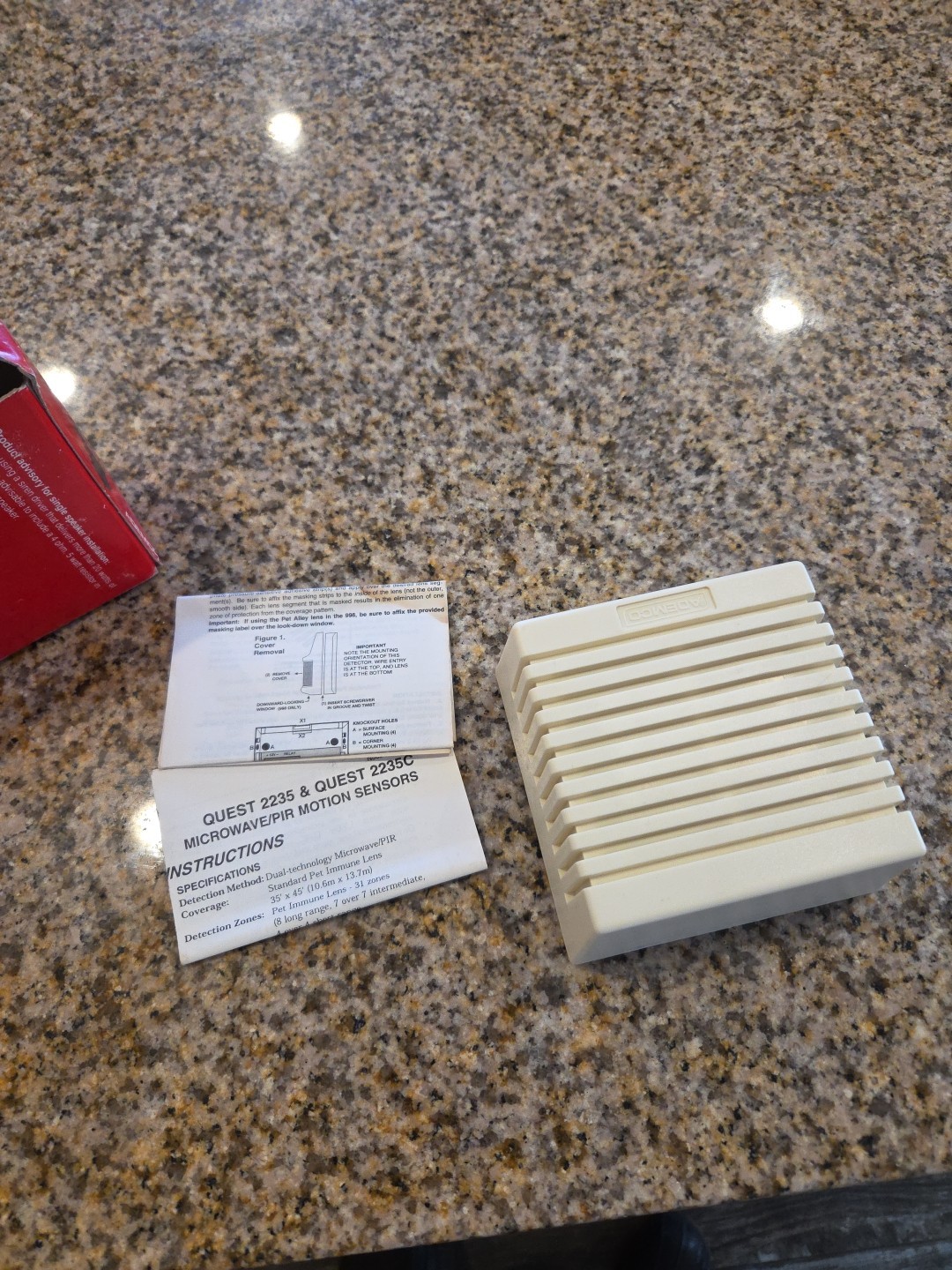 Honeywell Ademco 746 Indoor Wall Mount Speaker, 20 Watt peak – 15 watts cont