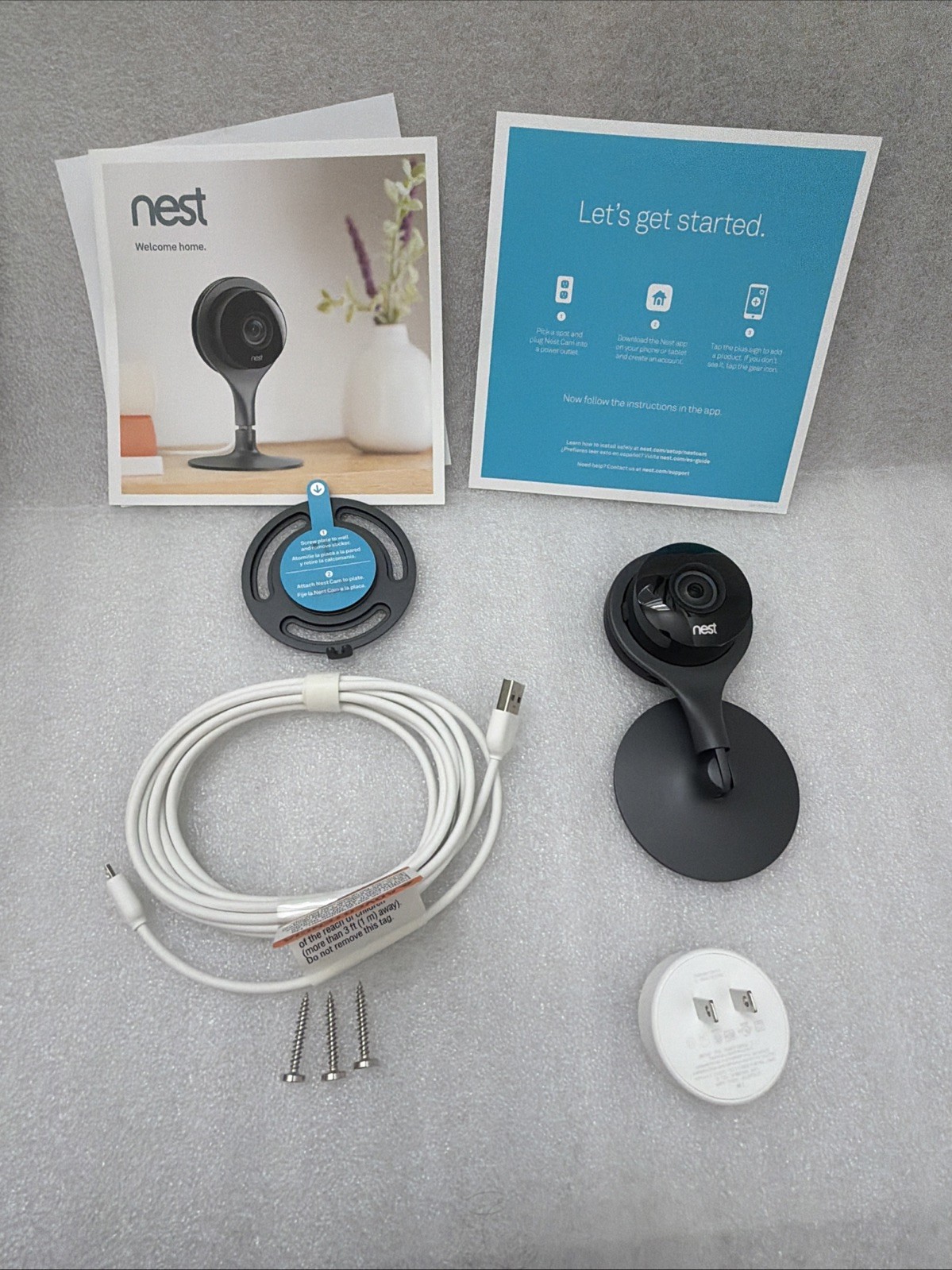 Google Nest Cam Indoor Security Plug-in Wi-Fi Camera NC1102ES A0005