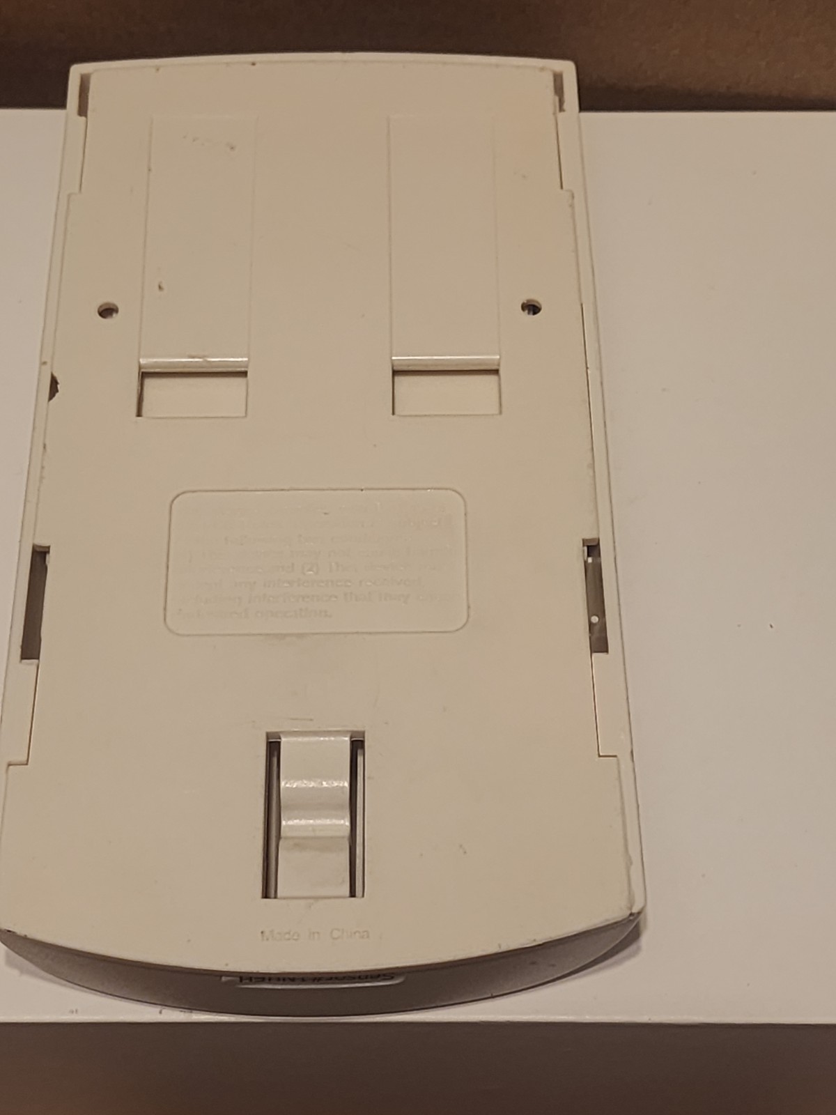 SimpliSafe SimpliCam SSCM1 Indoor Security Camera & Simplisafe Keypad KP1000
